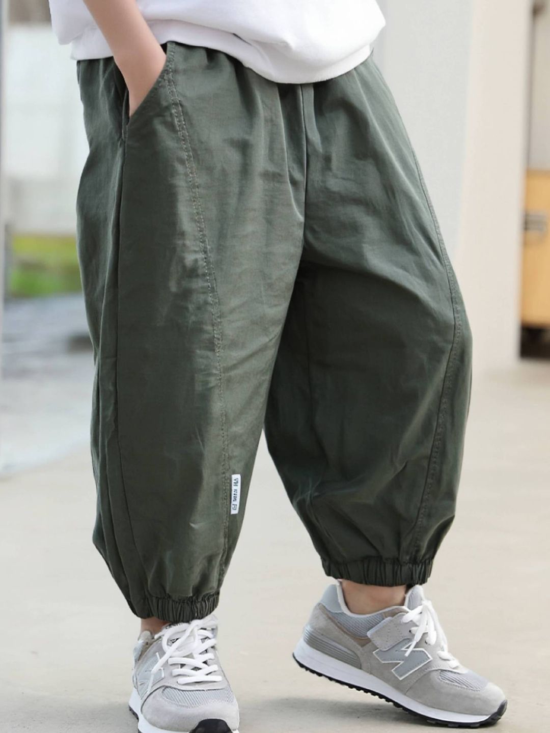 Xsole Boys Regular Fit Mid-Rise Cargos Trousers