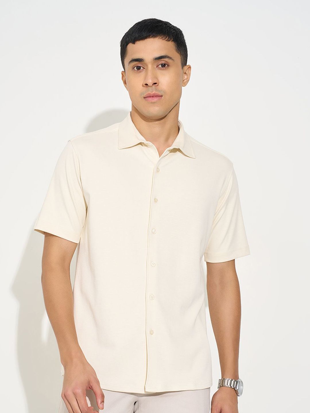 Peregrine by Pantaloons Men Solid Spread Collar Casual Shirt