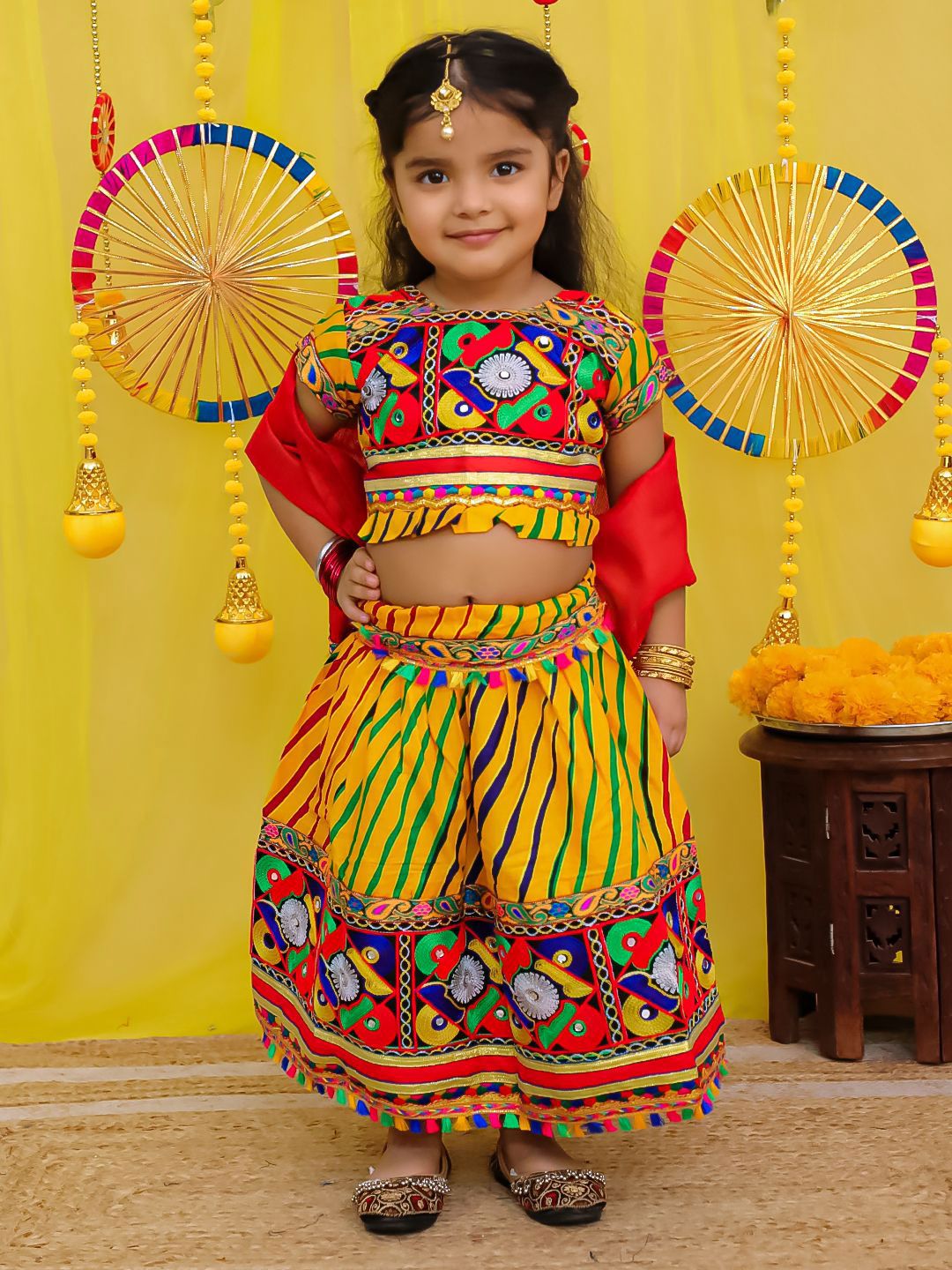 BownBee Girls Thread Work Cotton Lehenga With Choli & Dupatta