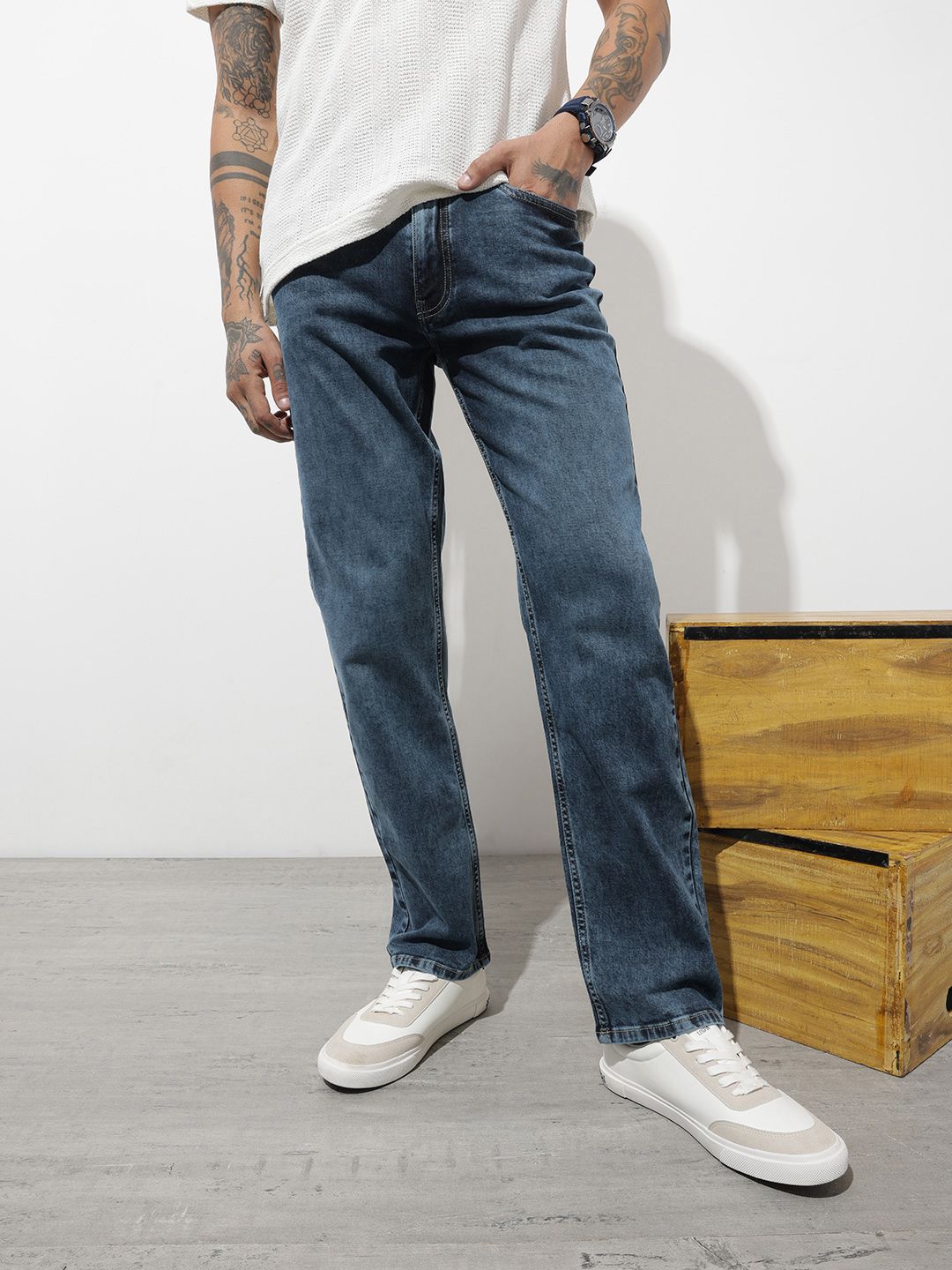 The Roadster Life Co. Men Heavy Fade Stretchable Jeans