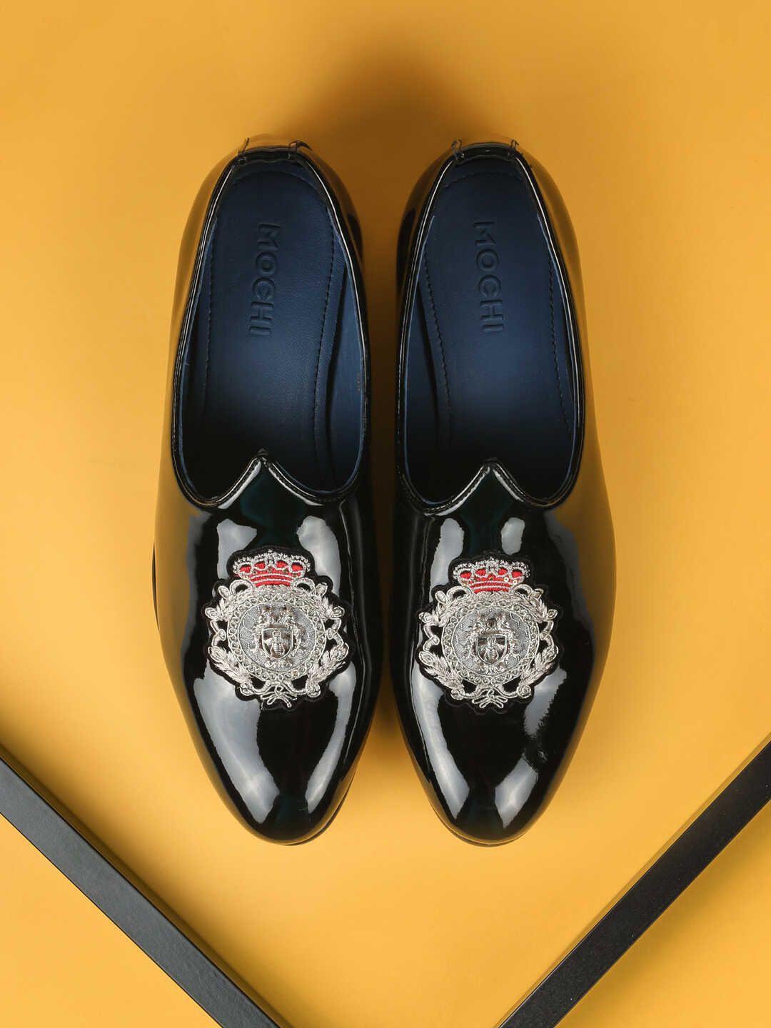 Mochi Men Textured Slip-On Formal Loafers