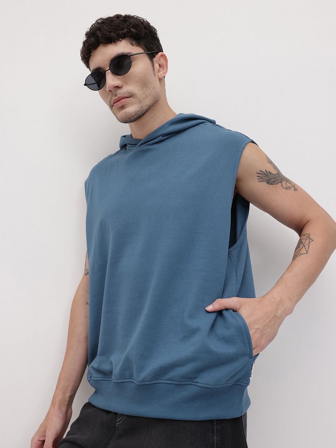 The Roadster Life Co. Men Hooded Oversized Sweatshirt