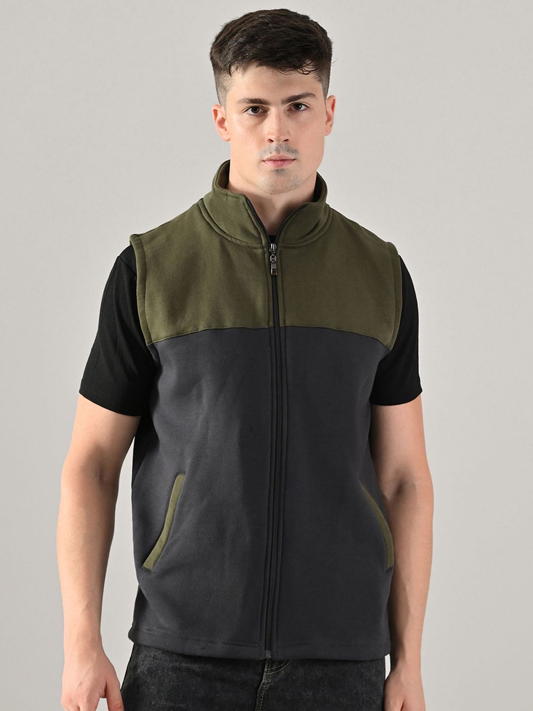 BAESD Men Stand Collar Colourblocked Lightweight Tailored Jacket