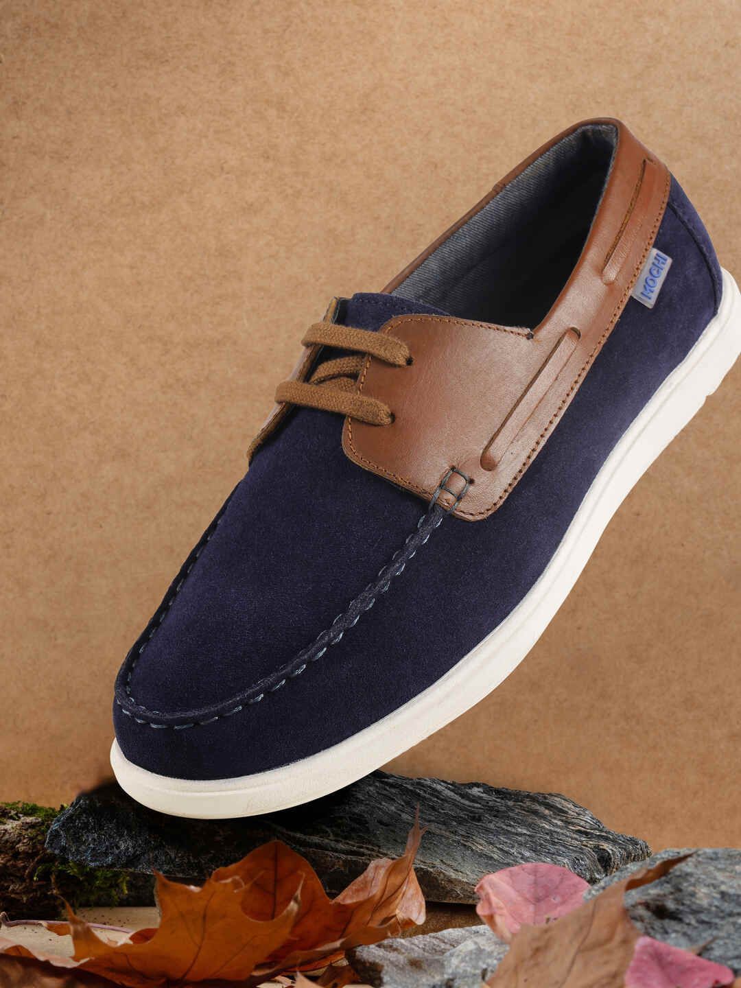 Mochi Men Round Toe Leather Sneakers