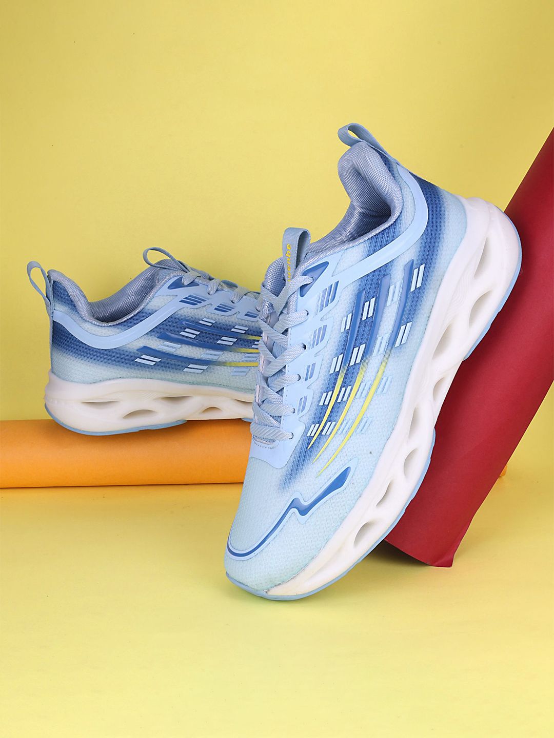 Aqualite Mesh Running Shoes