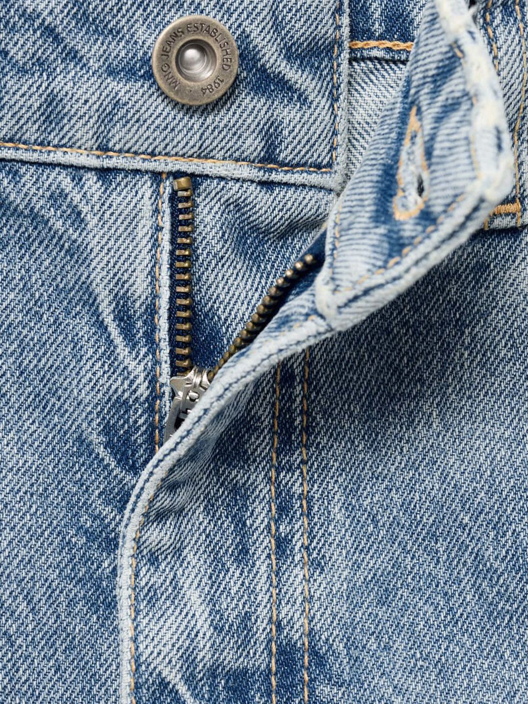 Mid-Rise Stretchable Jeans