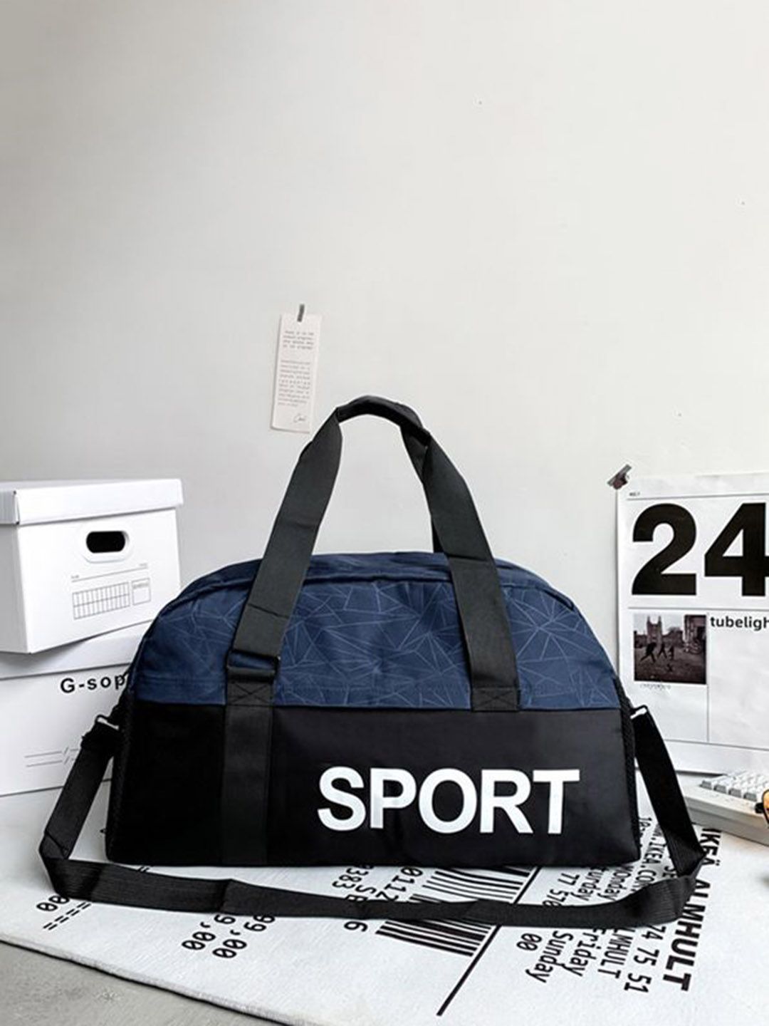 StyleCast x Revolte StyleCast x Revolte Colourblocked Medium Foldable Casual Duffel Bag