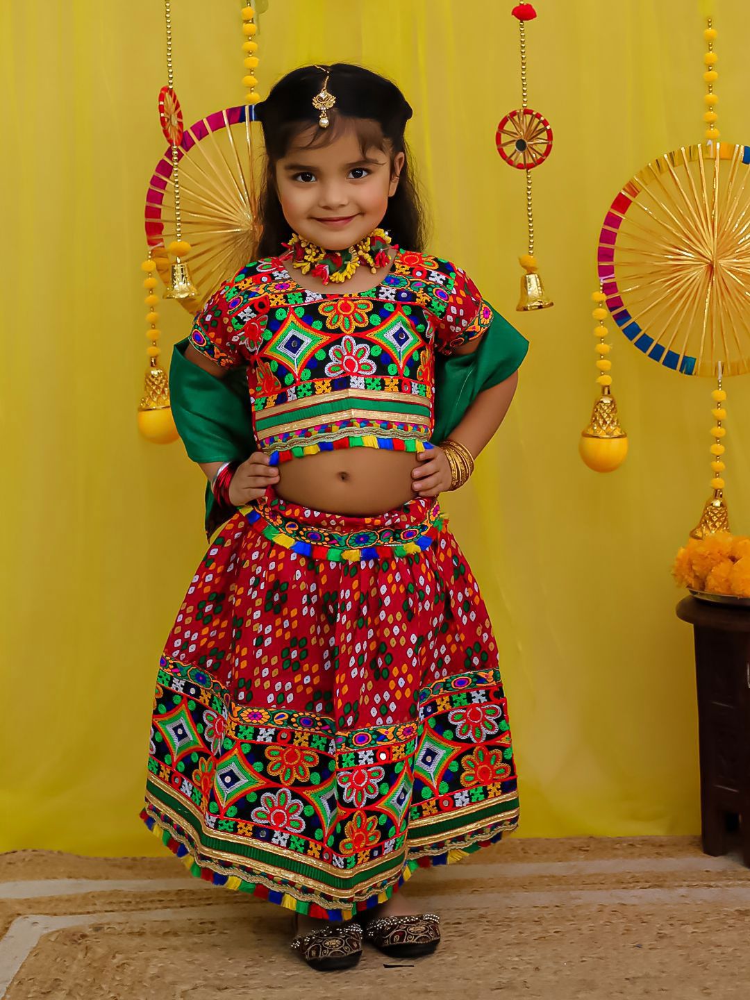 BownBee Girls Thread Work Cotton Lehenga With Choli & Dupatta
