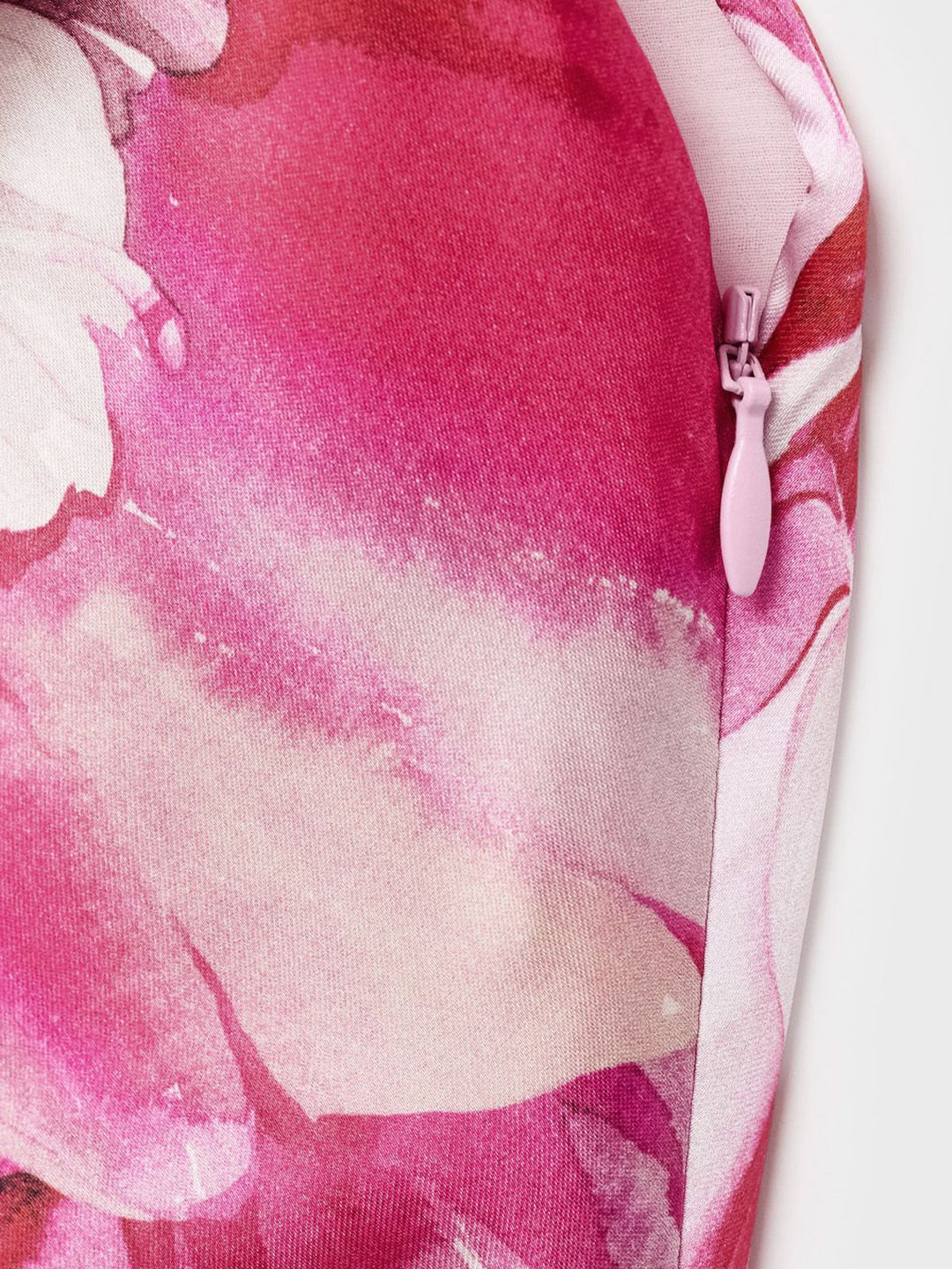 Floral Print Tie-Up Neck Satin Sheath Midi Dress