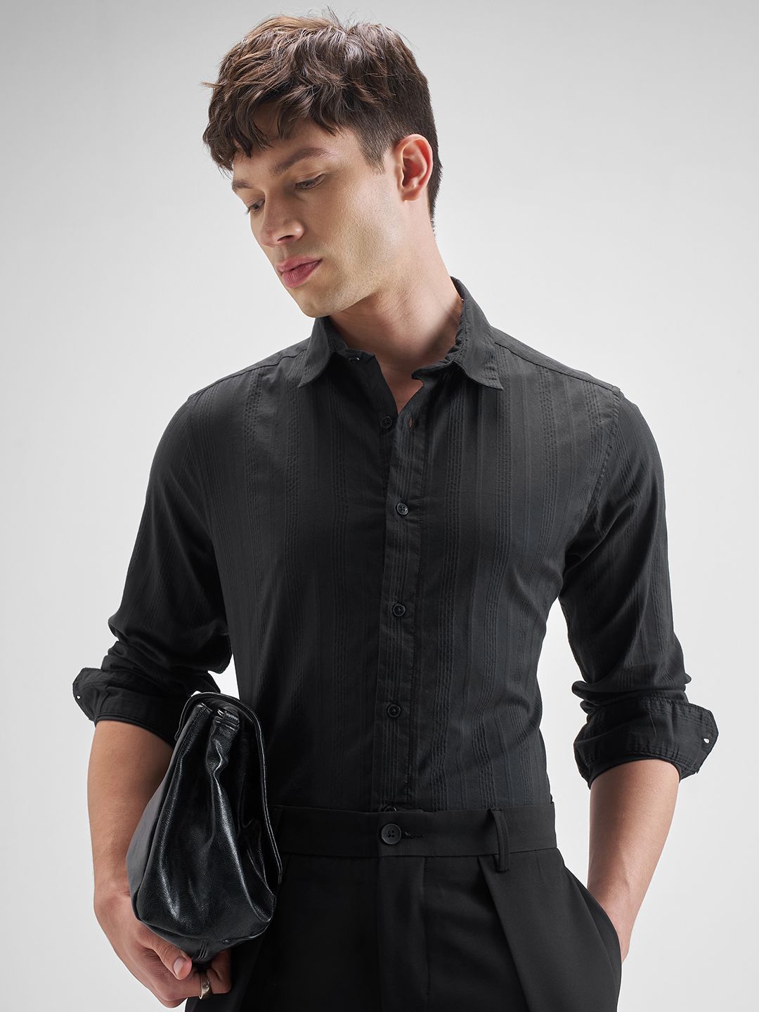 HIGHLANDER HIGHLANDER Men Dobby Slim Fit Textured Spread Collar Cotton Formal Shirt