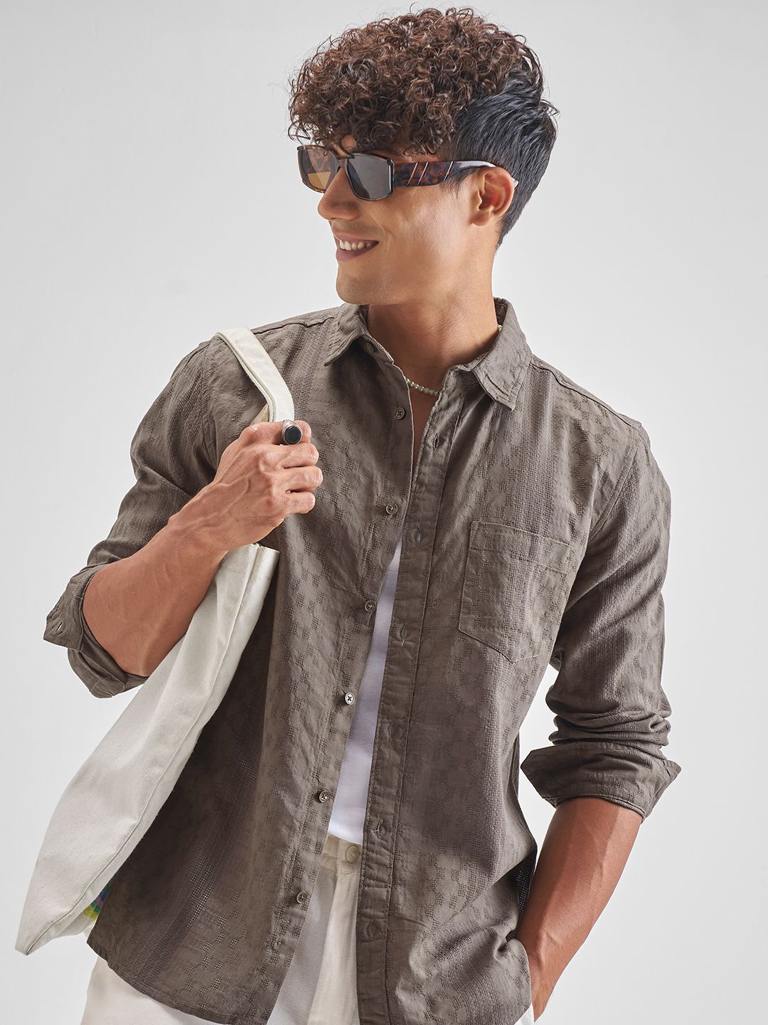 HIGHLANDER Men Dobby Slim Fit Textured Spread Collar Cotton Casual Shirt