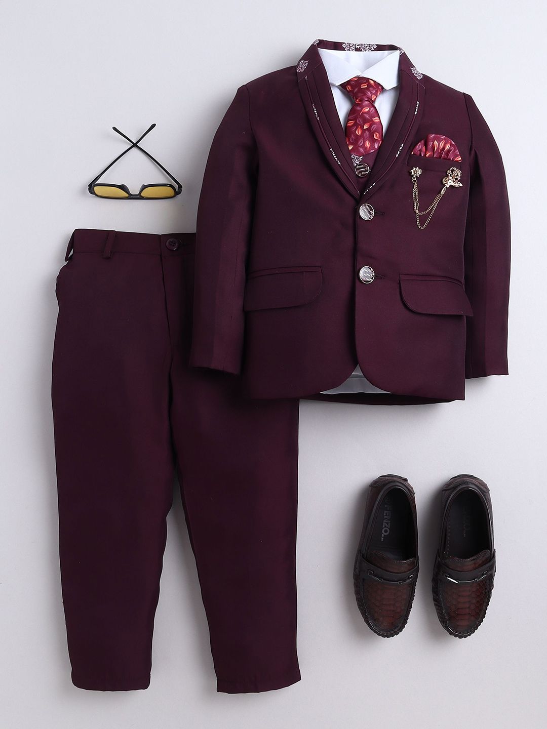 Sangria Boys Damask Printed Single-Breasted 5-Piece Party Suit