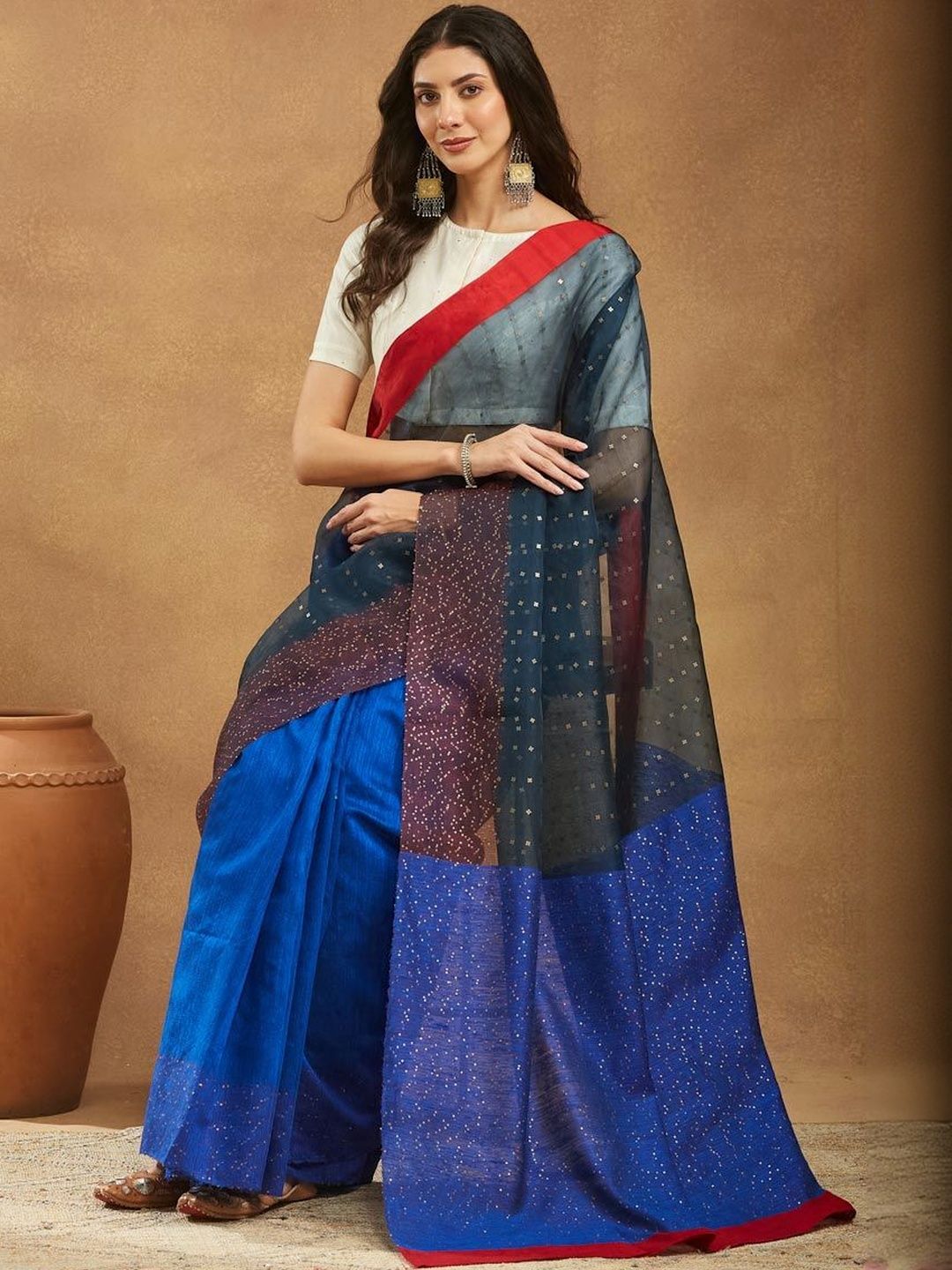 Fabindia Fabindia Embellished Woven Design Solid Border Saree