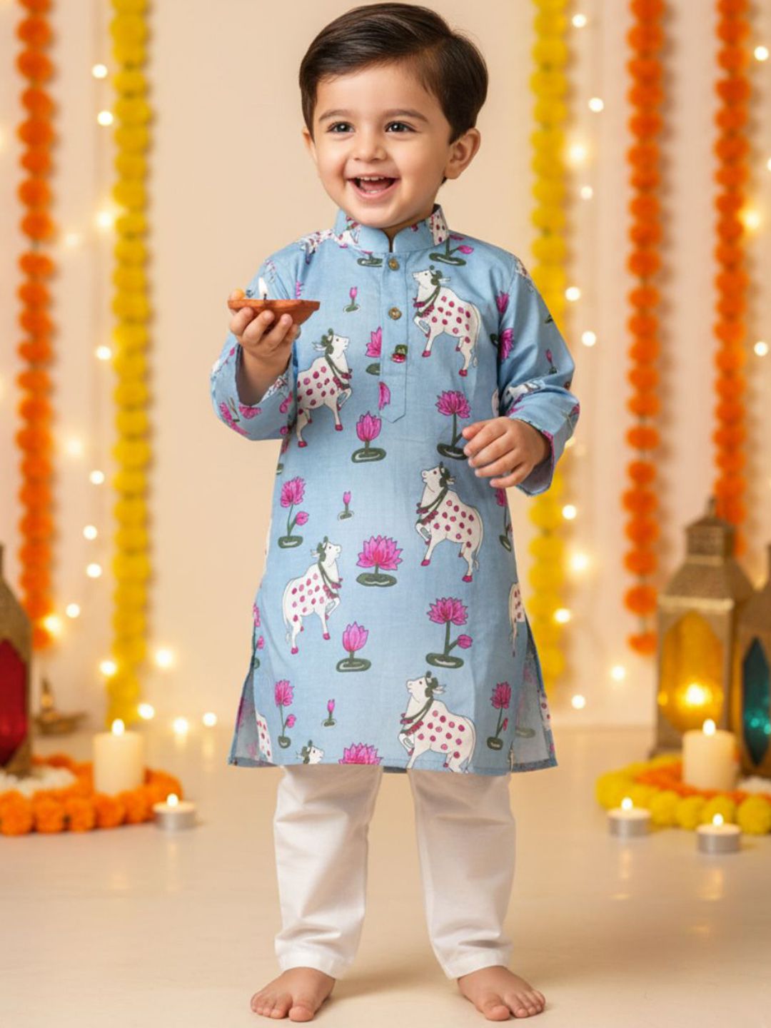 Sangria Boys Pichwai Printed Pure Cotton Kurta & Pyjamas