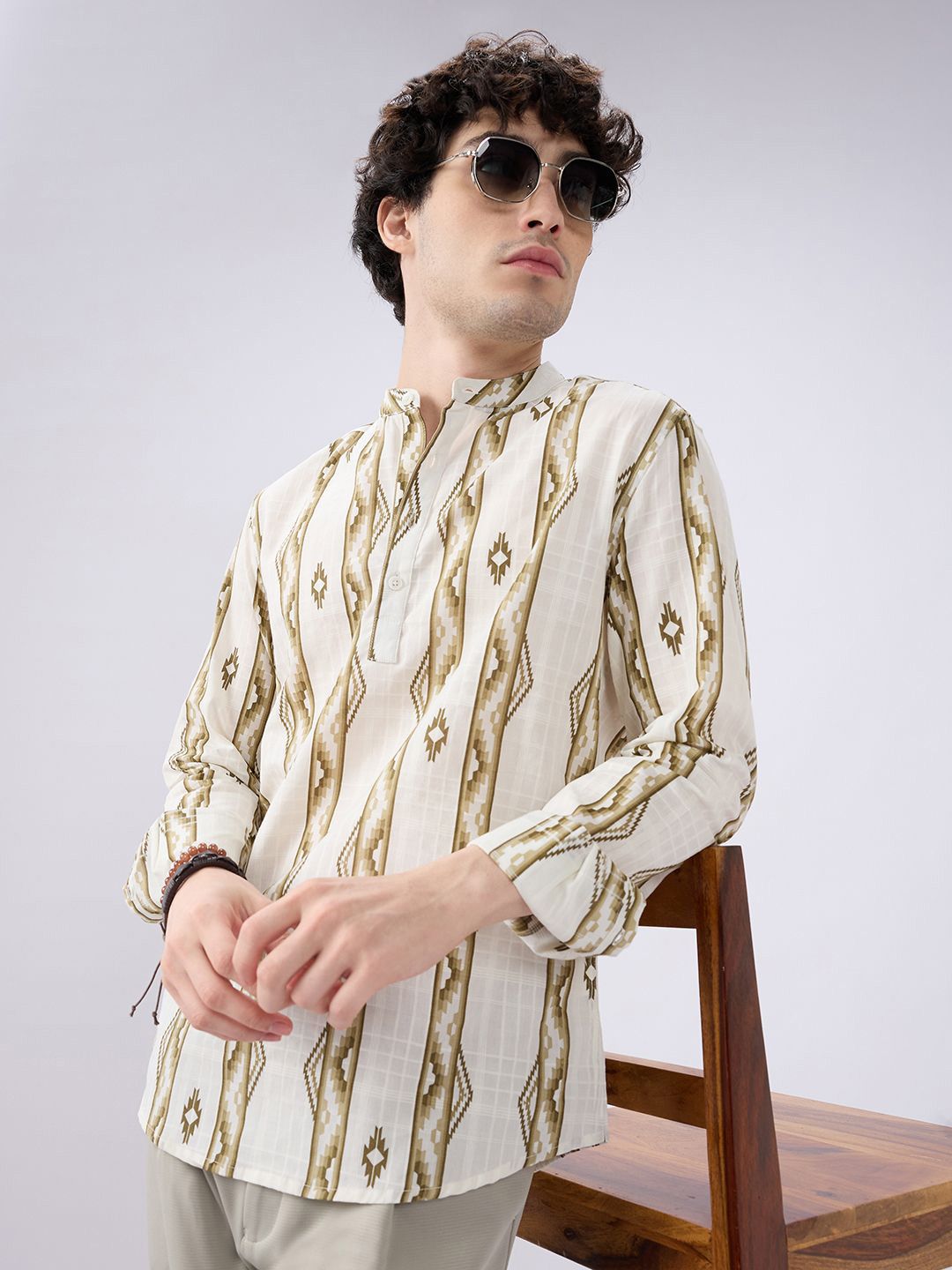 VASTRADO Men Printed Olive Zigstone Ethno Ladderline Kurta