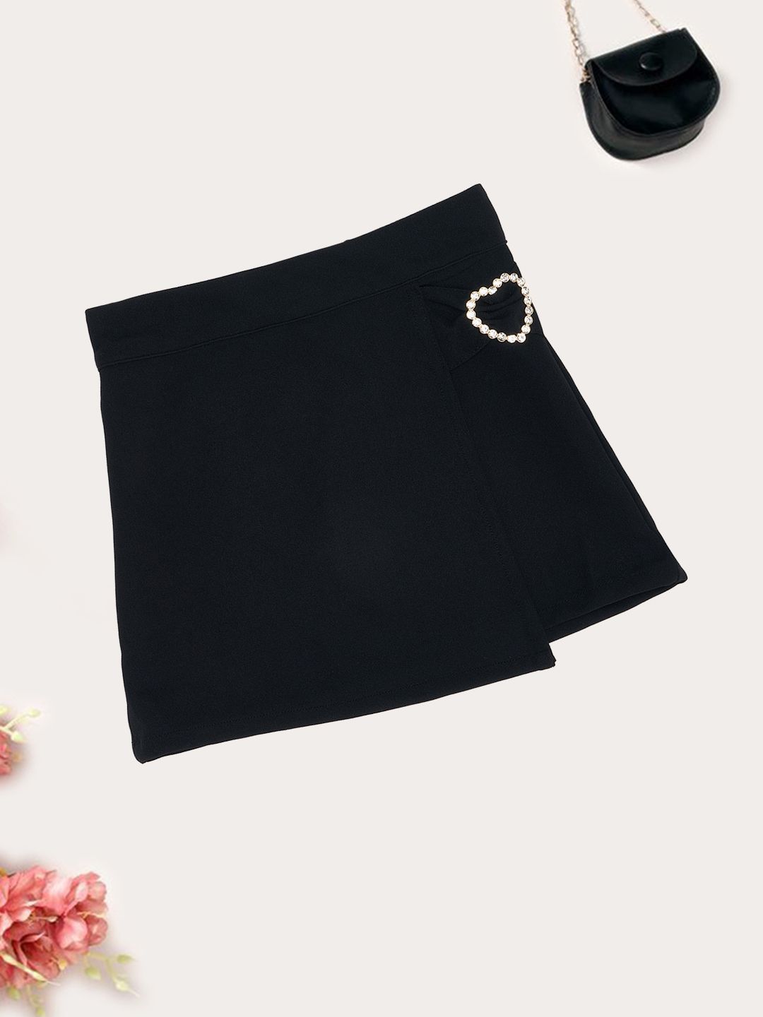 Pantaloons Junior Girls A-Line Mid Rise Mini Skirts