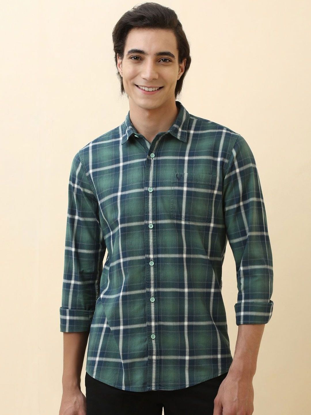 Allen Solly Allen Solly Men Checked Spread Collar Pure Cotton Casual Shirt