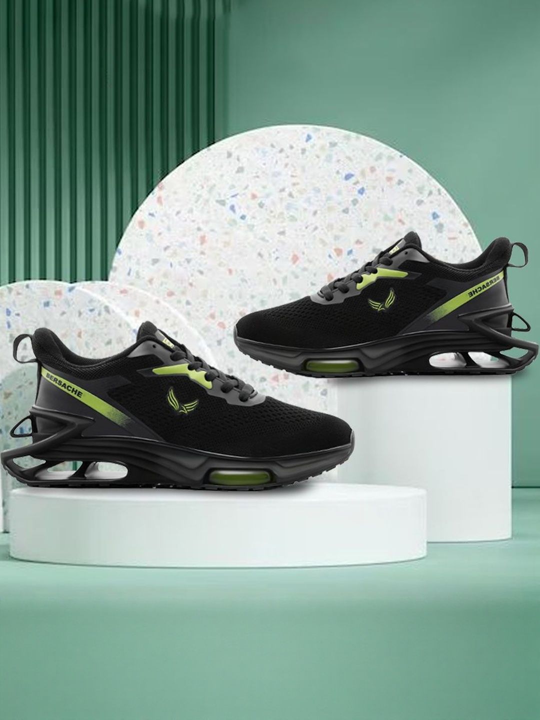 BERSACHE Men Mesh Running Shoes