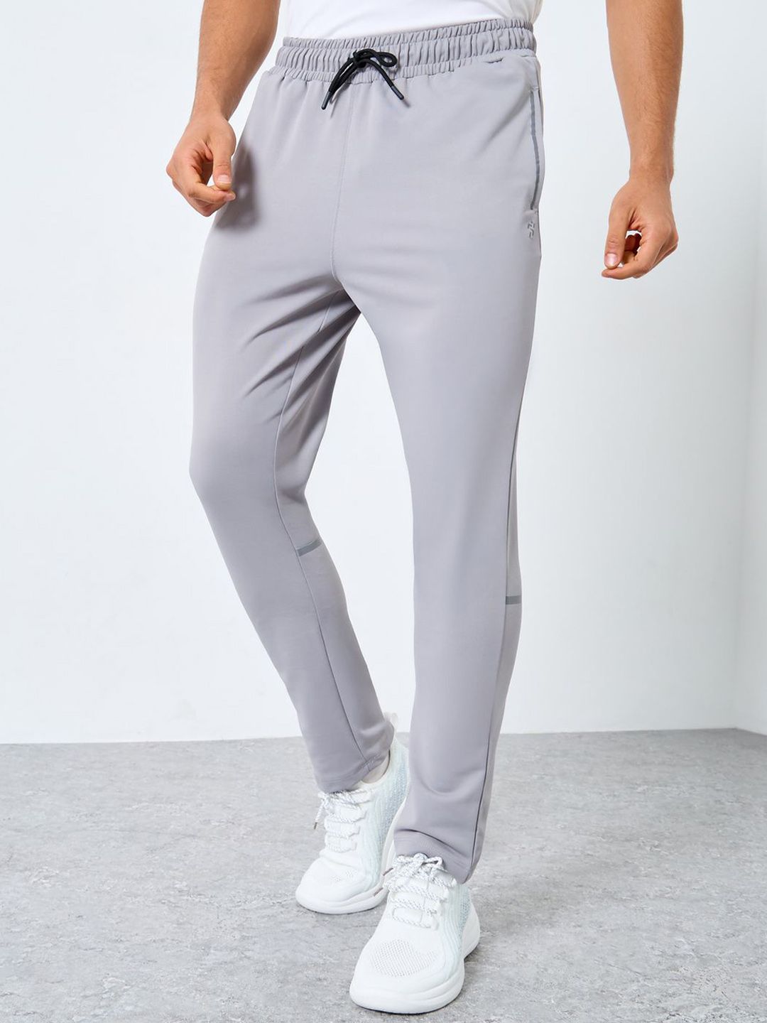 Styli Men Slim Fit Mid Rise Track Pants