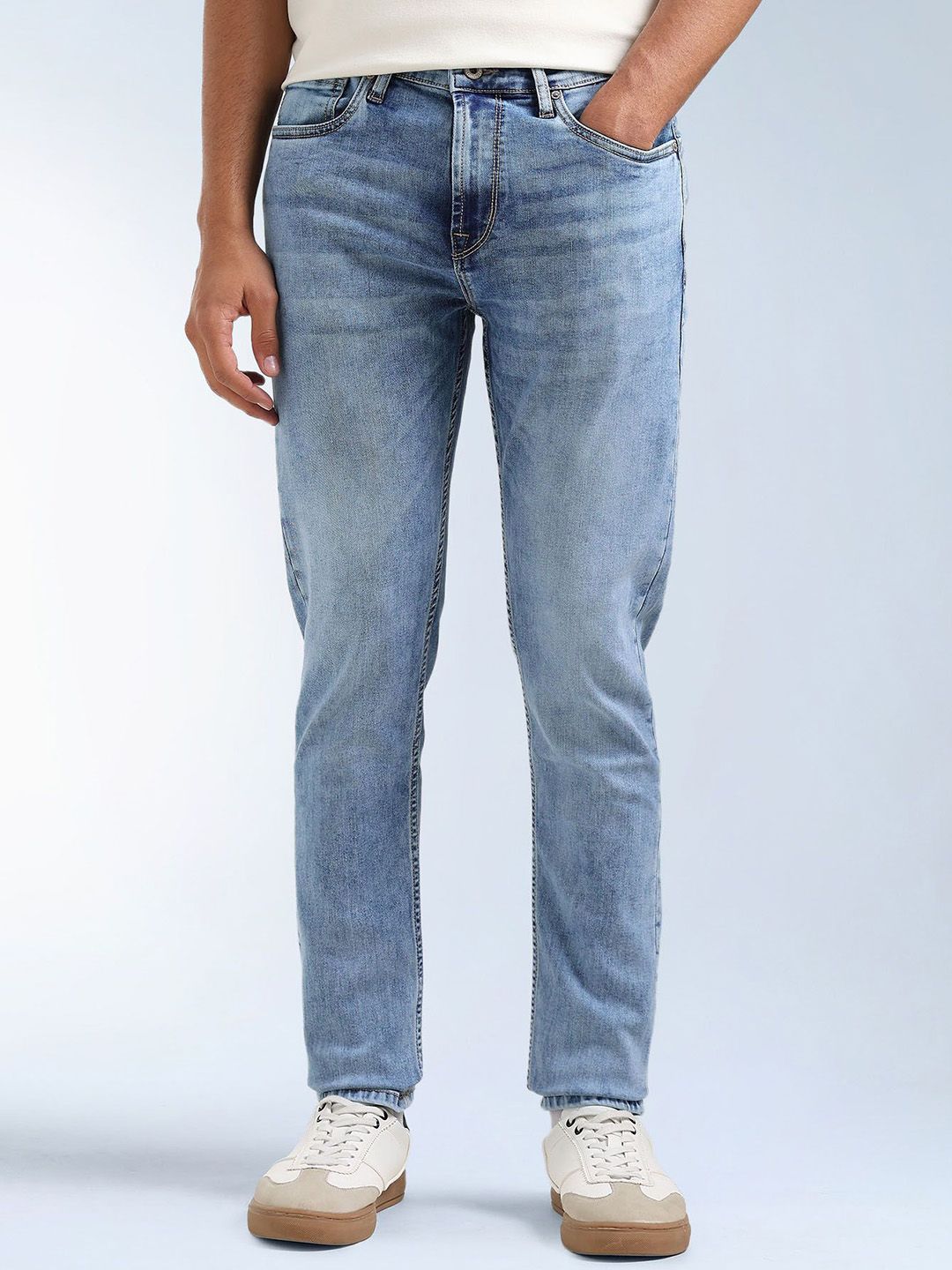 Flying Machine Men Tapered Fit Mid-Rise Light Fade Jeans