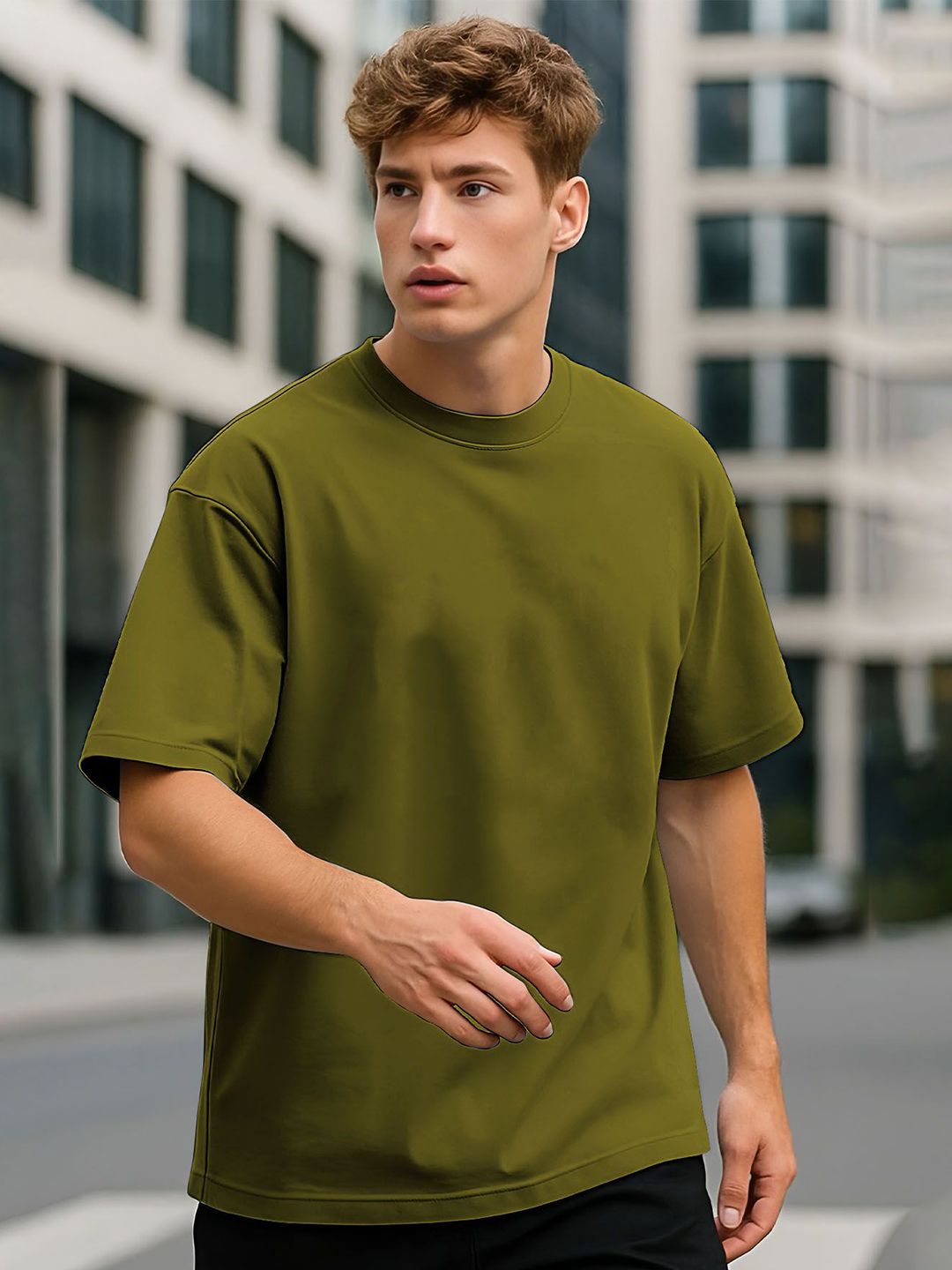 THE BEETEL HOUSE Men Solid Round Neck Oversized T-shirt