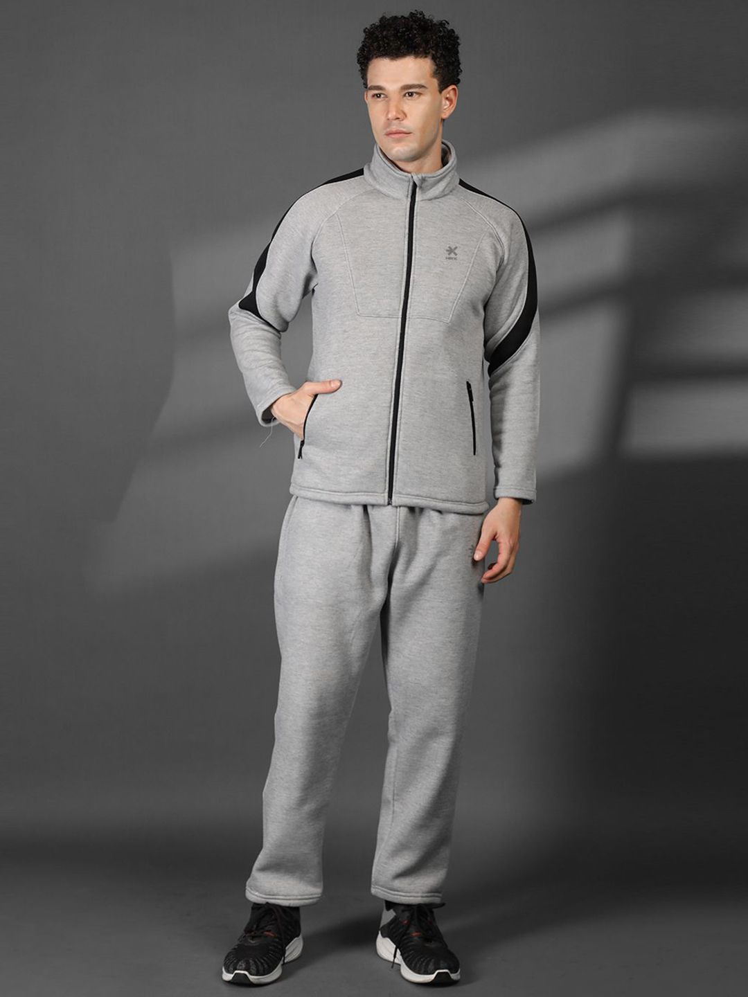 HRX by Hrithik Roshan Rapid-Dry Solid Running Zipper Mid Rise Tracksuit