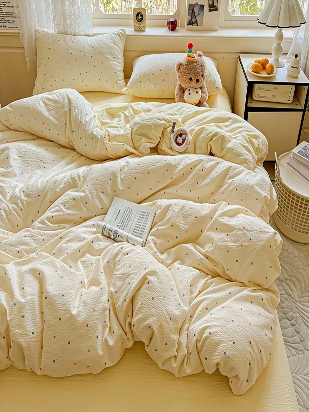 JC HOME Yellow & Green Printed Double King Regular Bedding Set