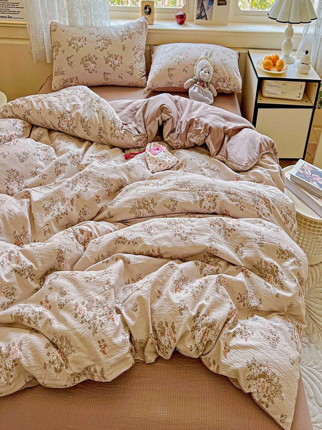 JC HOME Khaki & Green Floral Printed AC Room Double Queen Bedding Set