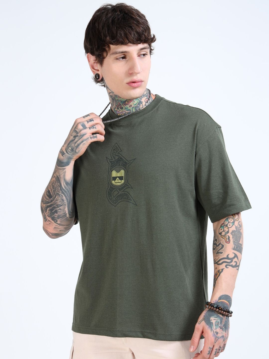 glitchez Men Graphic Printed Round Neck Cotton Oversized T-shirt