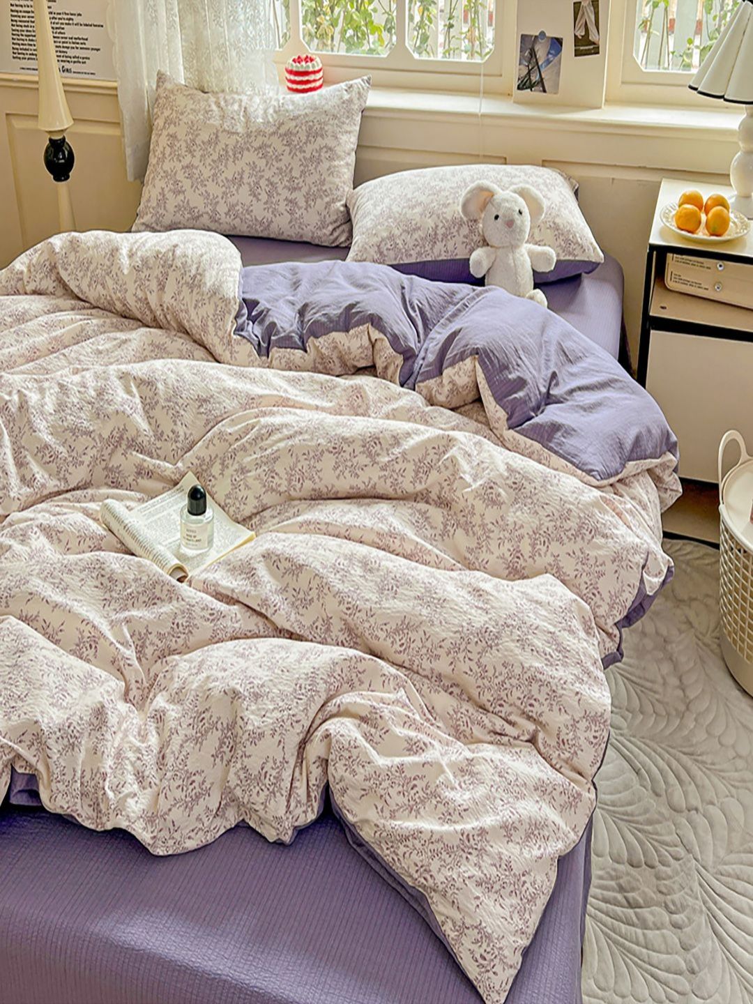 JC HOME Beige & Purple Floral Printed AC Room Double King Bedding Set