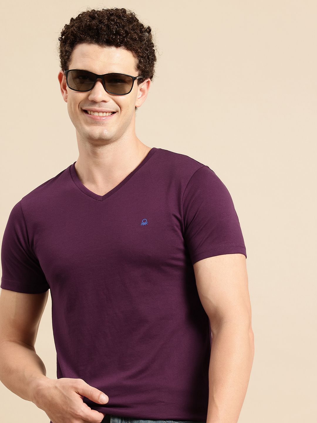 United Colors of Benetton V-Neck Regular Fit T-shirt