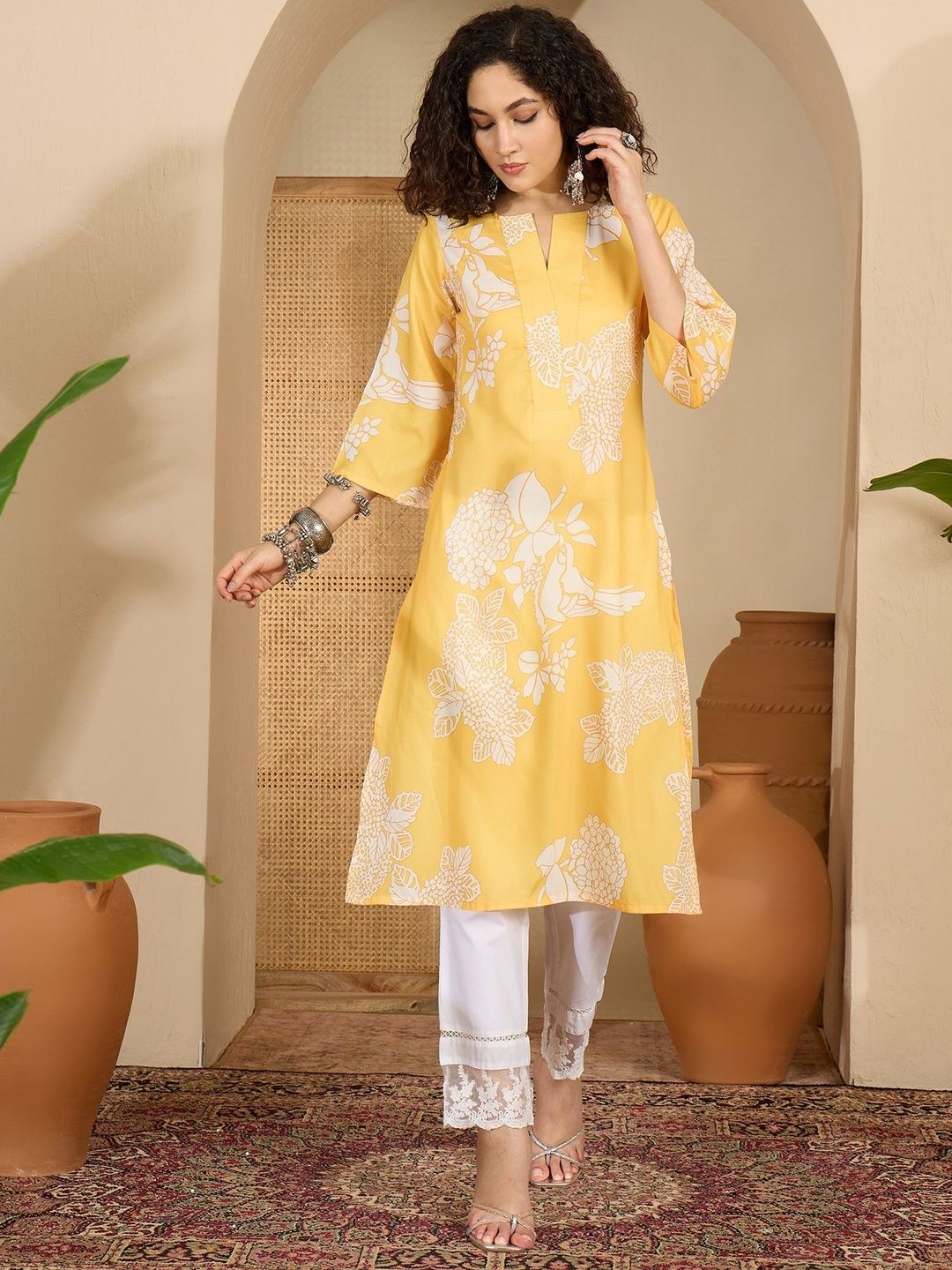 Sangria Women Yellow Floral Printed Cotton Kurta