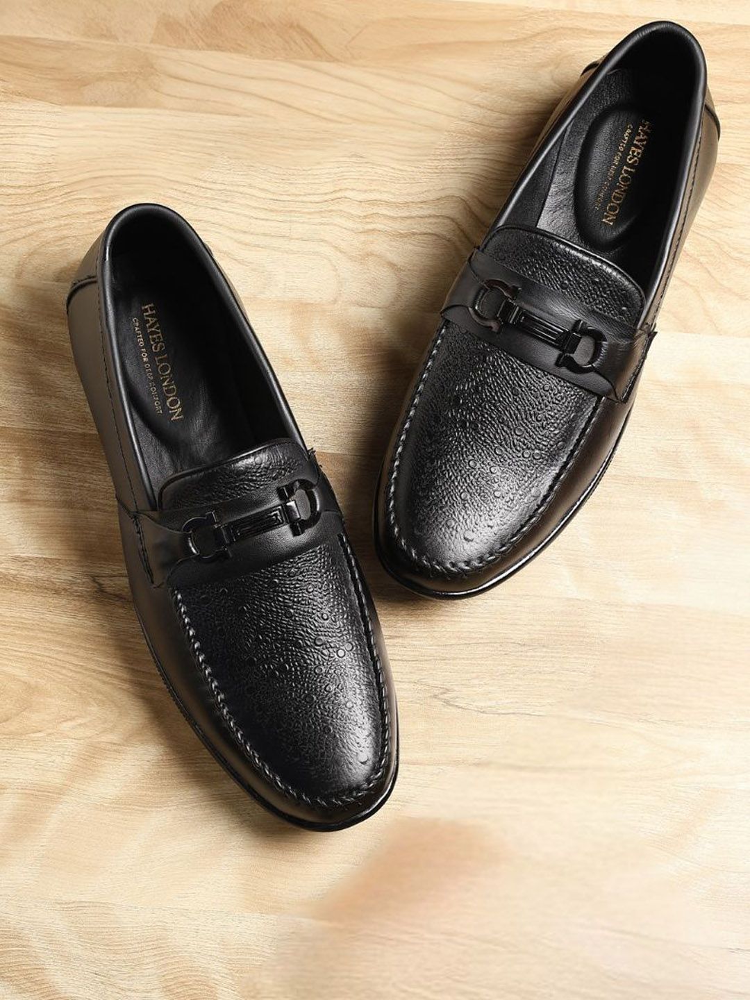 Hayes London Men Textured Slip-On Leather Formal Loafers