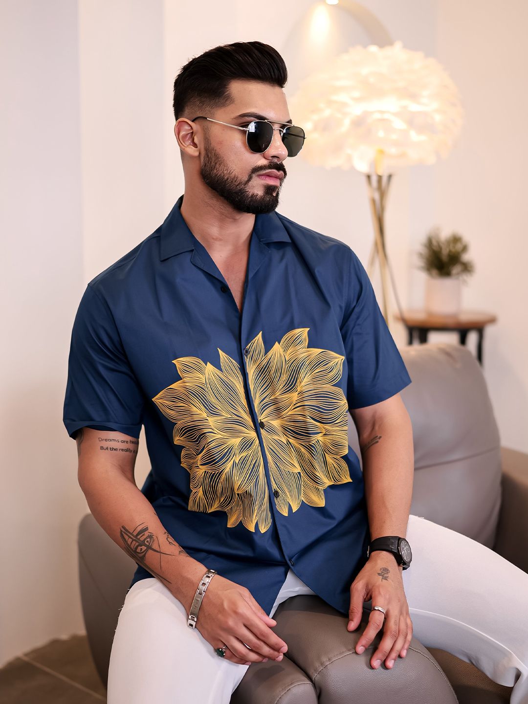 Eszett Floral Printed Spread Collar Short Sleeves Pure Cotton Shirt