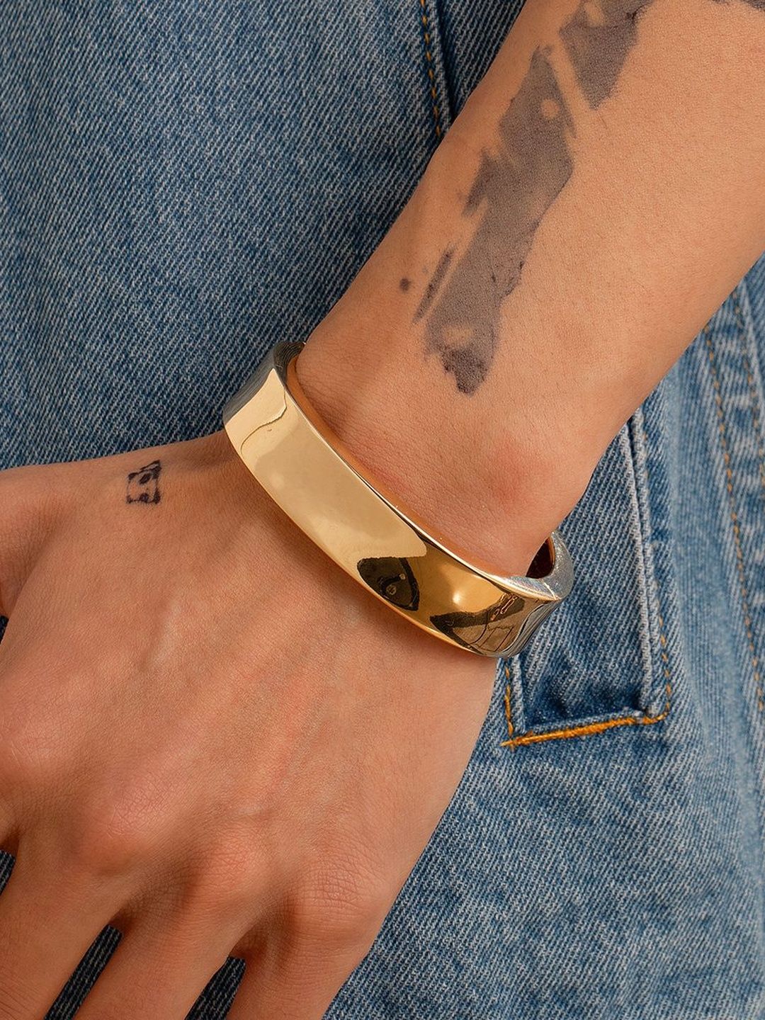 StyleCast x Revolte Men Gold-Plated Cuff Bracelet