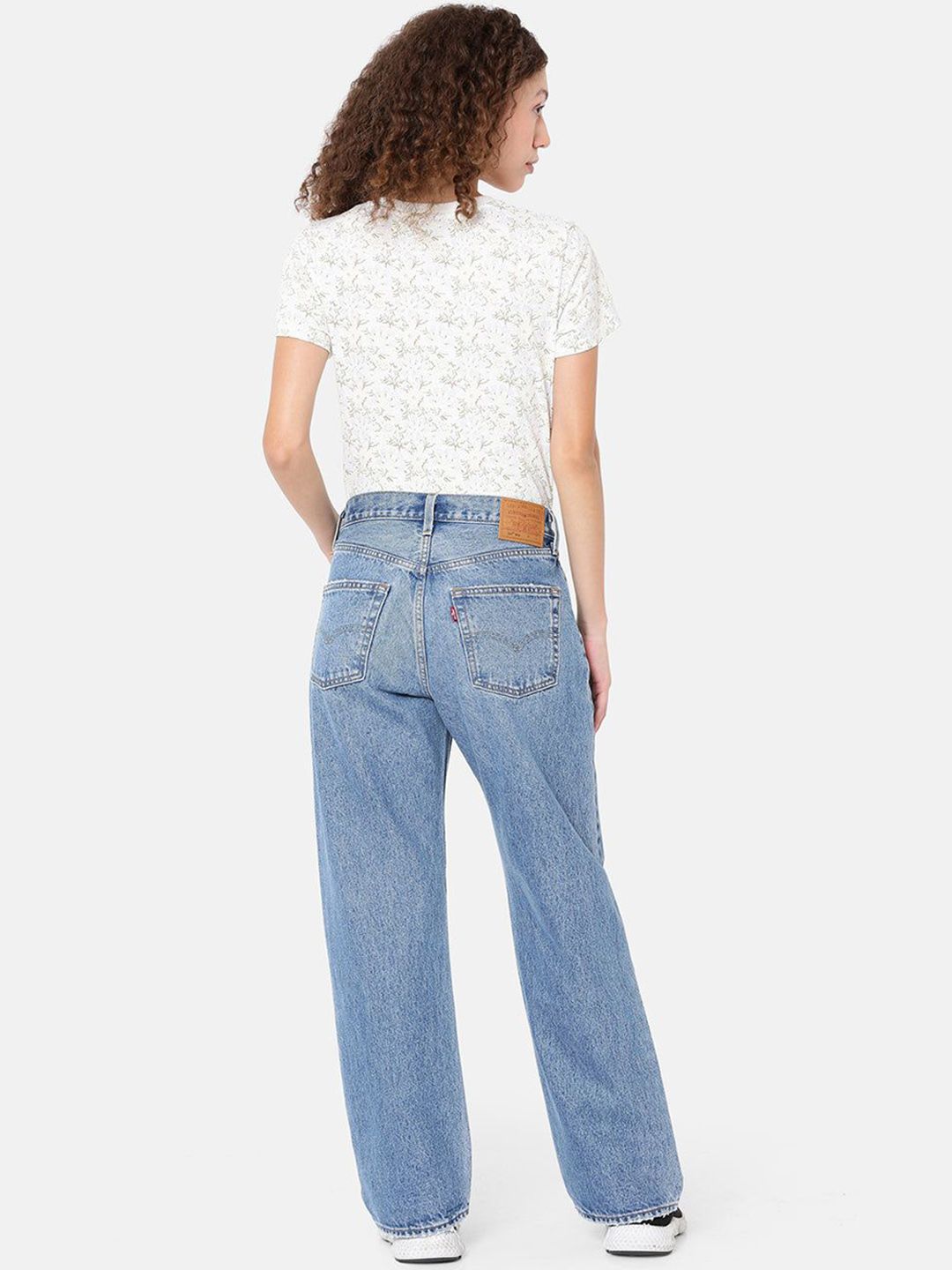 Cotton Classic straight fit Mid-Rise Light Fade Jeans