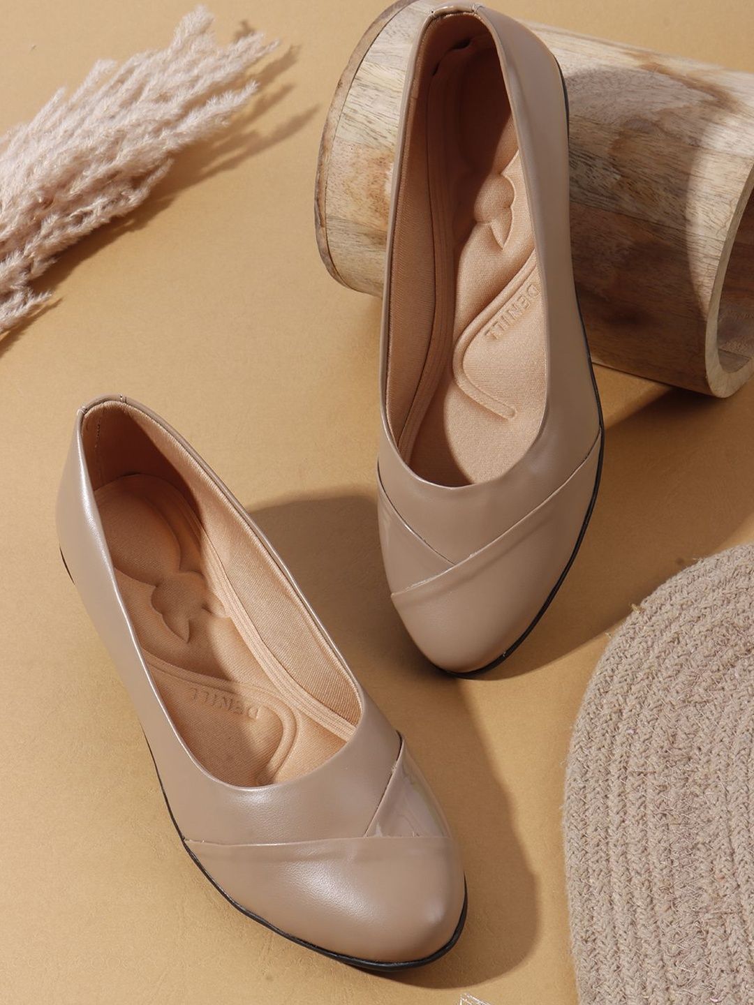 Denill Denill Women Pointed Toe & Low Heel Ballerinas