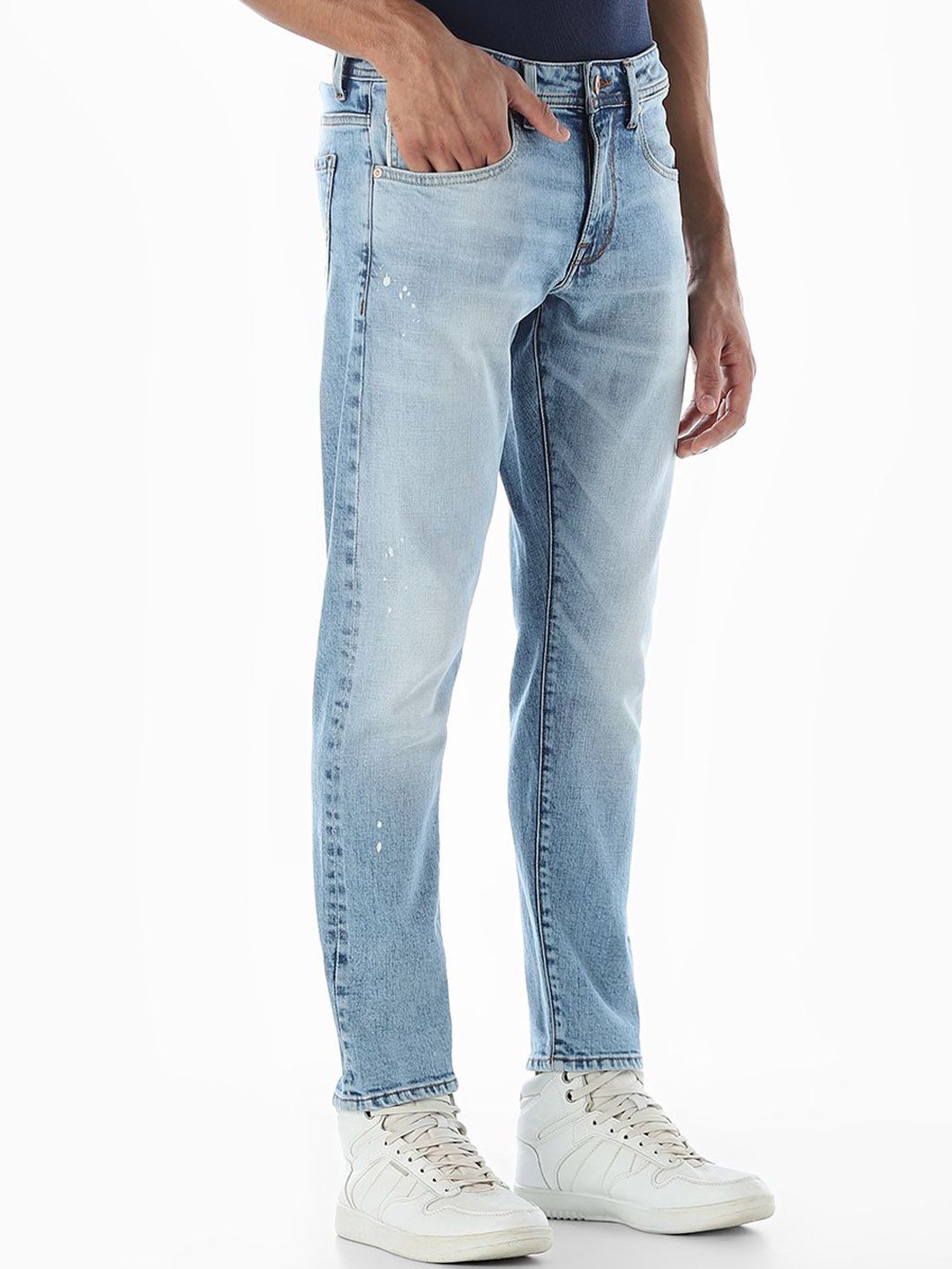 Slim Fit Low-Rise Jeans