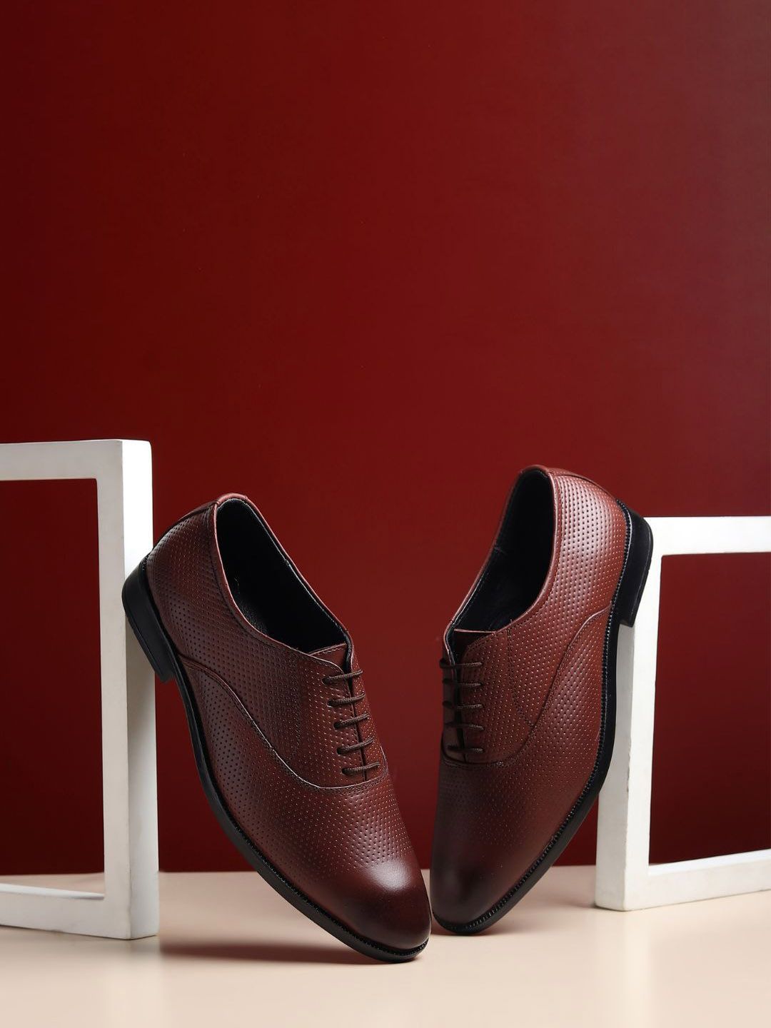 Hayes London Men Leather Formal Oxfords