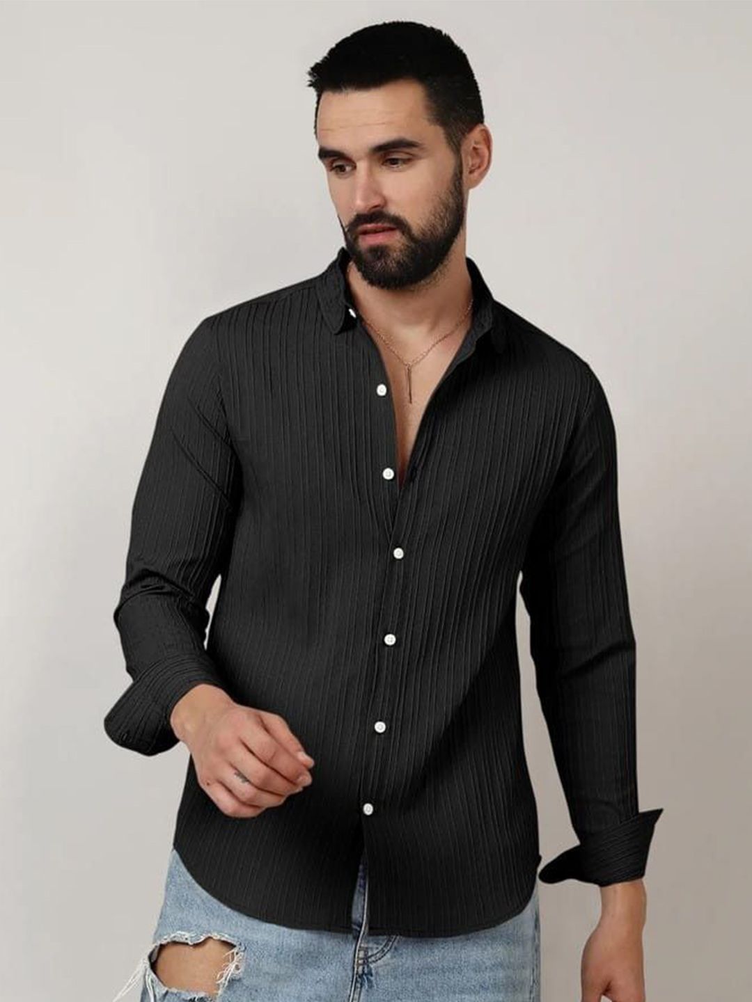 OQUENT Men Standard Fit Textured Spread Collar Casual Shirt