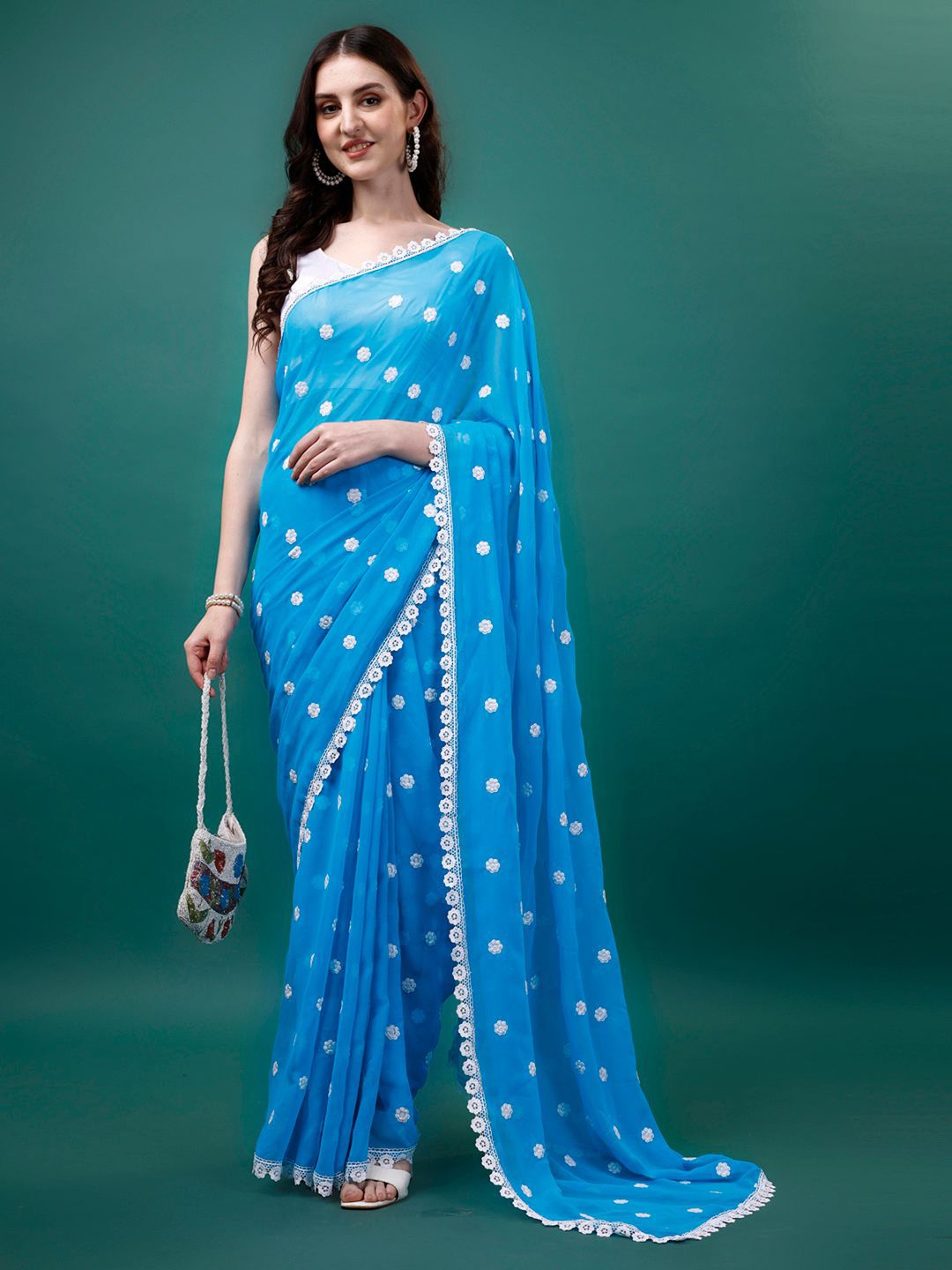 HESVI Floral Embroidered Pure Georgette Saree