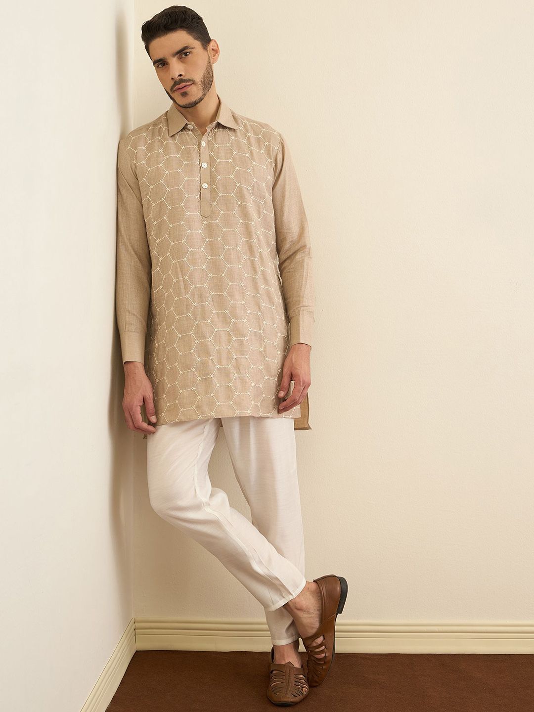 House of Pataudi Geometric Embroidered Shirt Collar Thread Work Straight Kurta