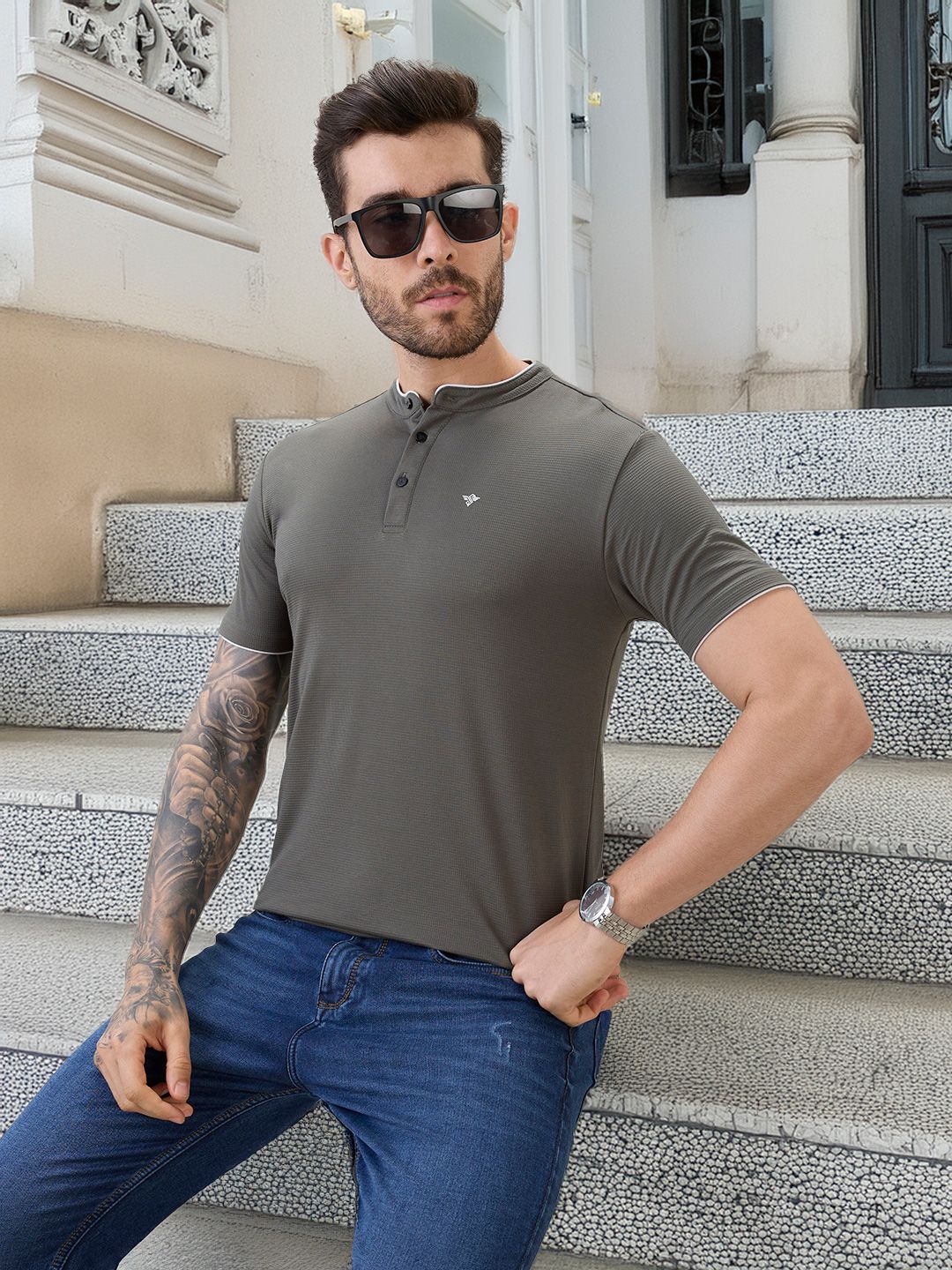 Status Quo Status Quo Men Self Design Henley Neck T-shirt