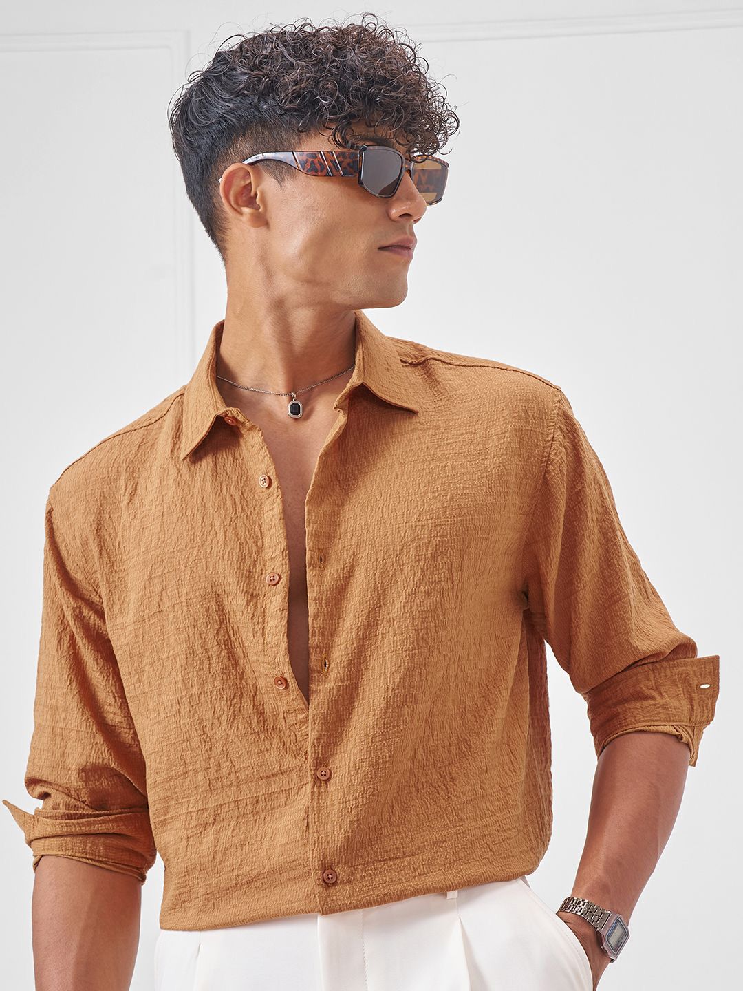 HIGHLANDER Textured Spread Collar Relaxed Fit Shirt