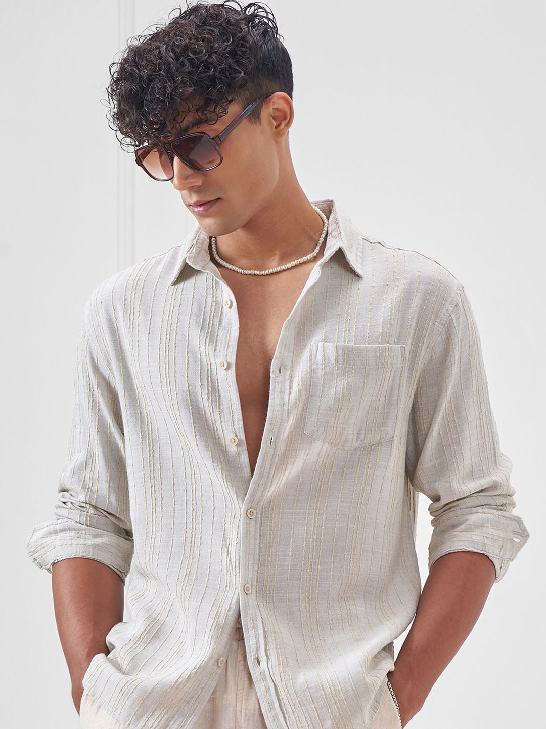 HIGHLANDER Men Oversized Fit Vertical Striped Spread Collar Casual Shirt