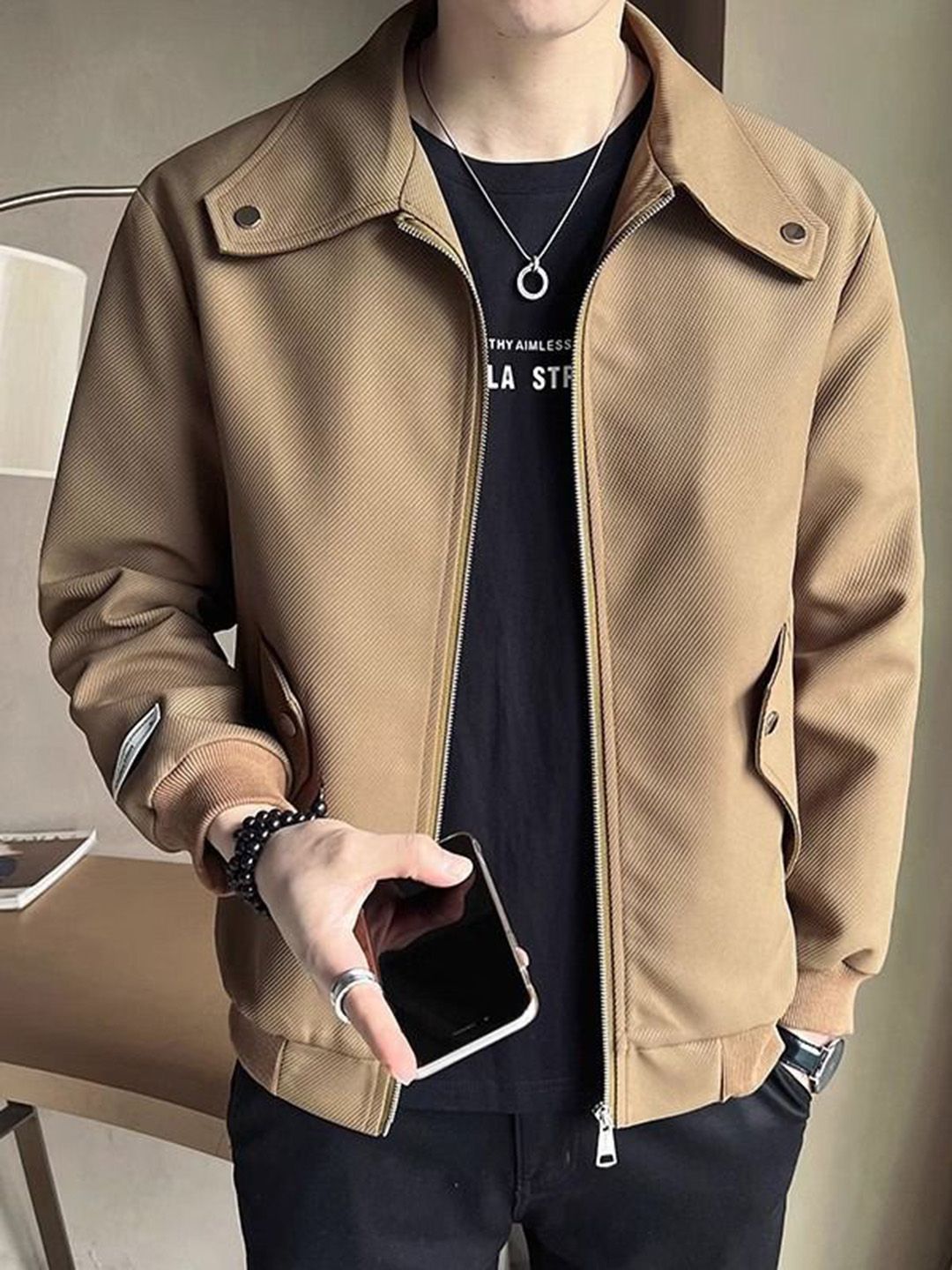 StyleCast x Revolte Men Spread Collar Solid Tailored Jacket