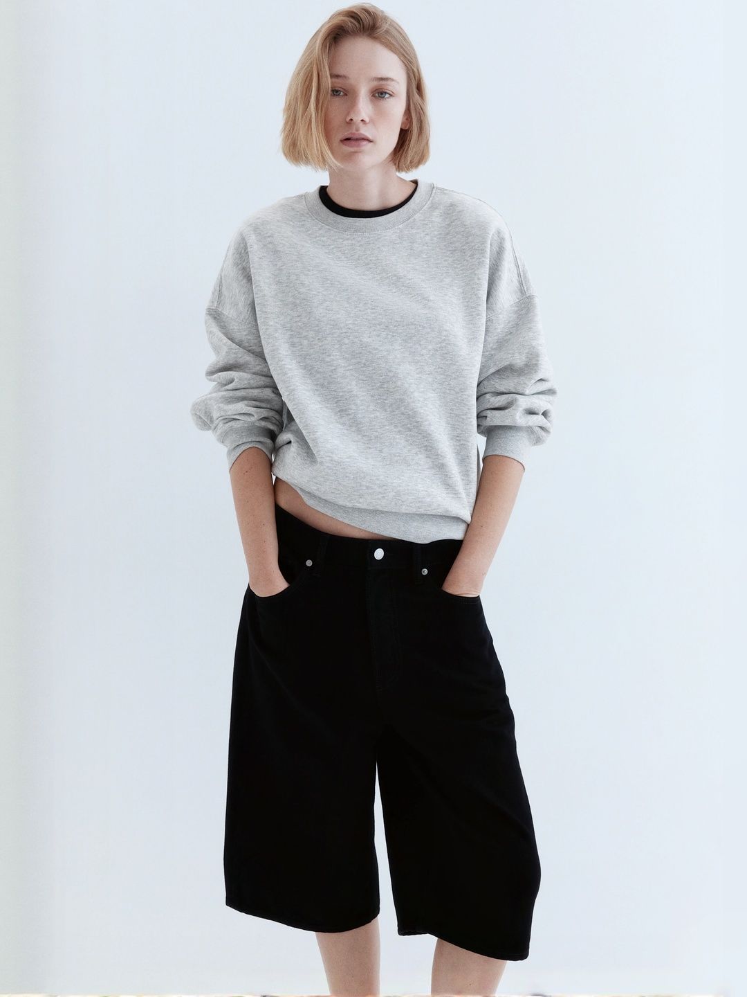 H&M Oversized Sweatshirt
