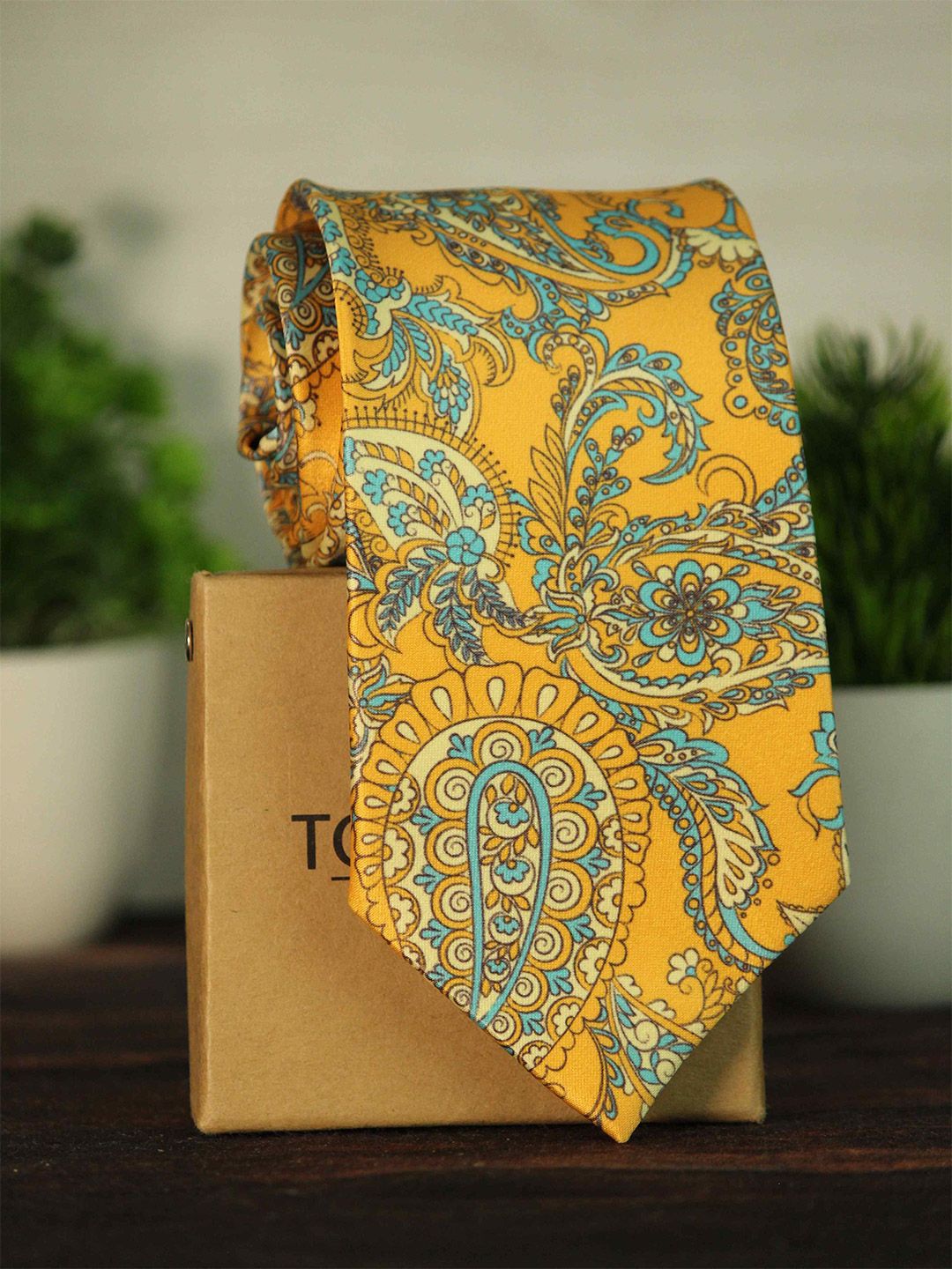 Tossido Men Mustard & Green Printed Broad Tie