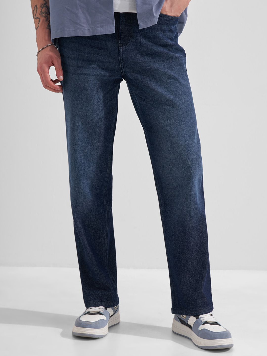 HIGHLANDER Men Relaxed Fit Mid-Rise Stretchable Jeans