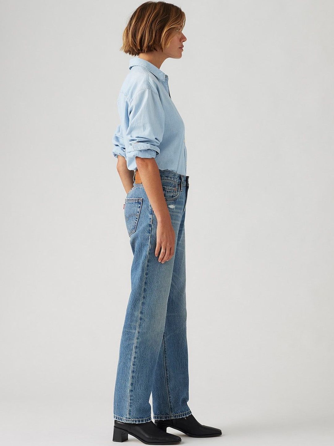 Classic Relaxed Fit High-Rise Light Fade Mildly Distressed Jeans